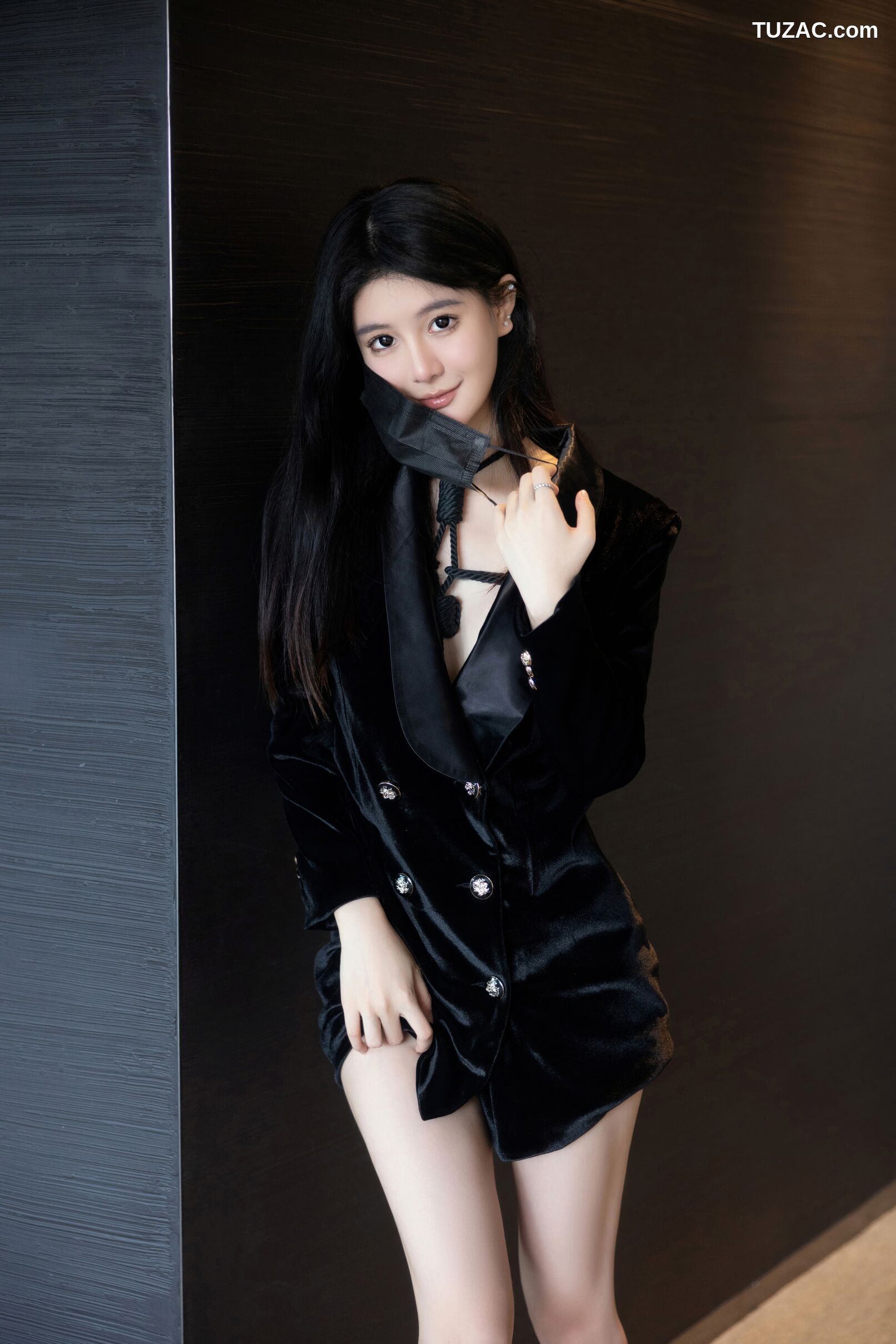 XR-Uncensored-幼幼-黑色绳缚-XiuRen秀人网-7121-2023.07.21
