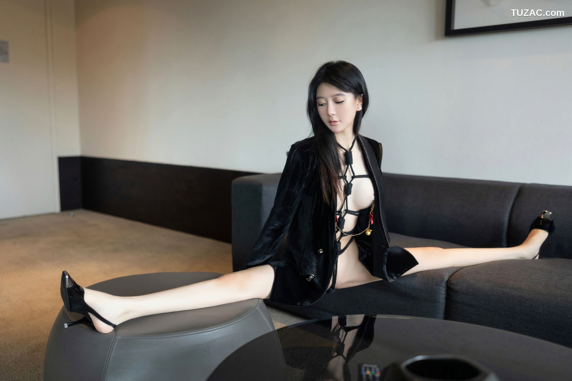 XR-Uncensored-幼幼-黑色绳缚-XiuRen秀人网-7121-2023.07.21