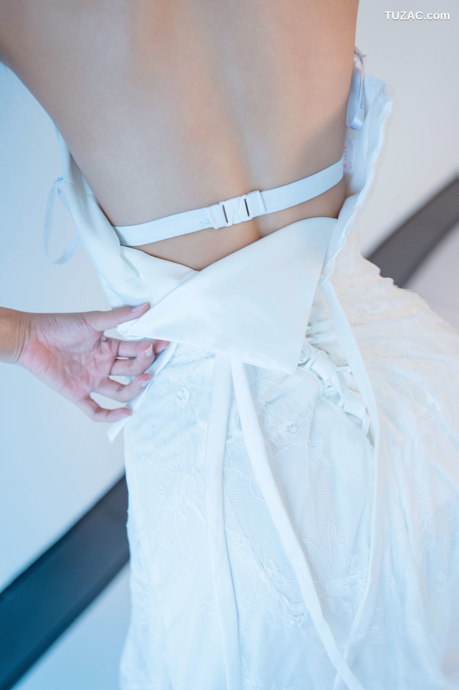 XR-Uncensored-时安安-白色蕾丝长裙VS无内肉丝-XingYan星颜社-419-内购私拍-2025.10.31