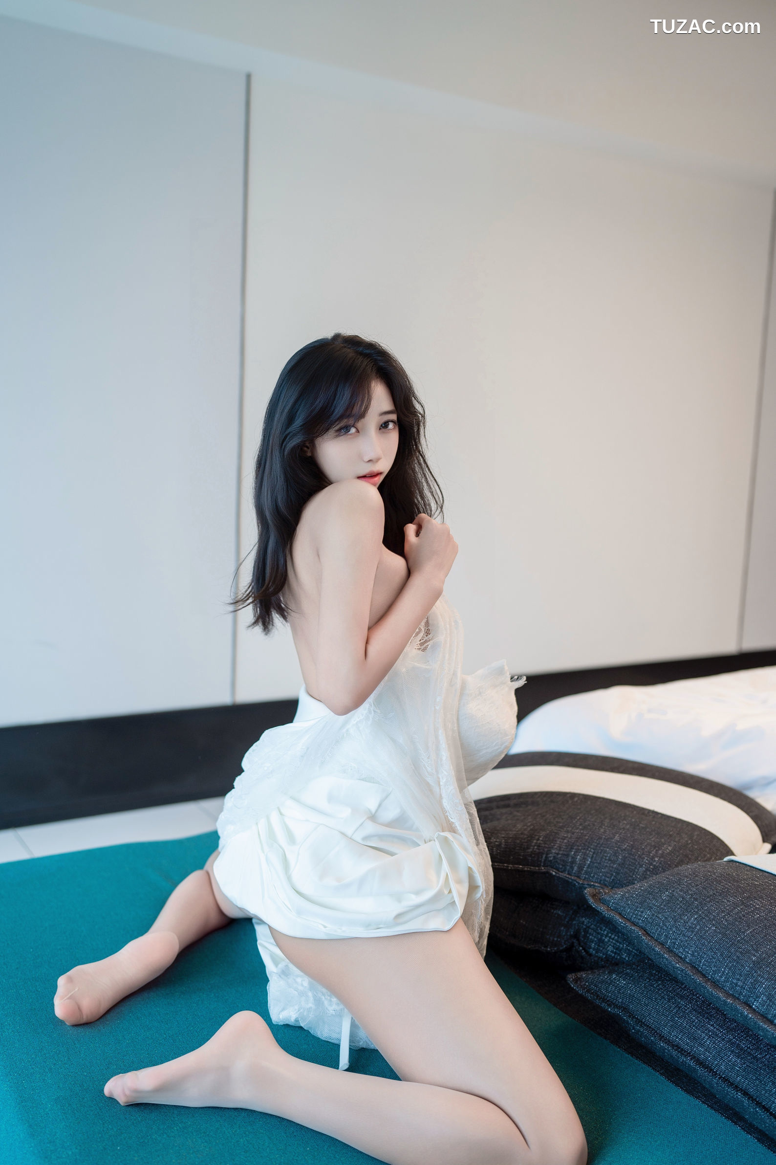 XR-Uncensored-时安安-白色蕾丝长裙VS无内肉丝-XingYan星颜社-419-内购私拍-2025.10.31