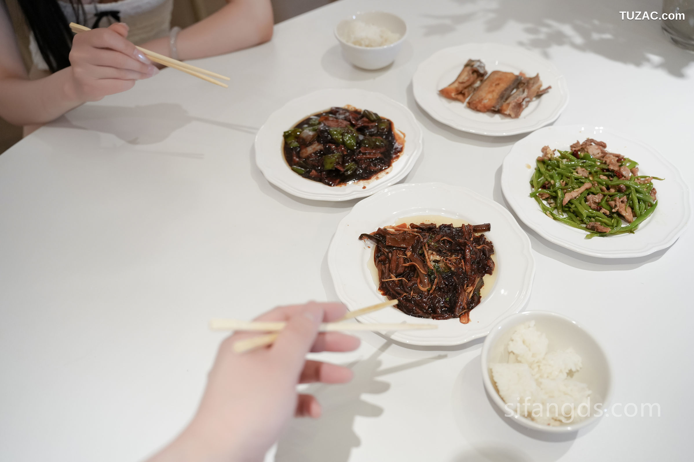 XR-Uncensored-晚苏susu-回家的诱惑-R18-XiuRen秀人网-8557-内购私拍