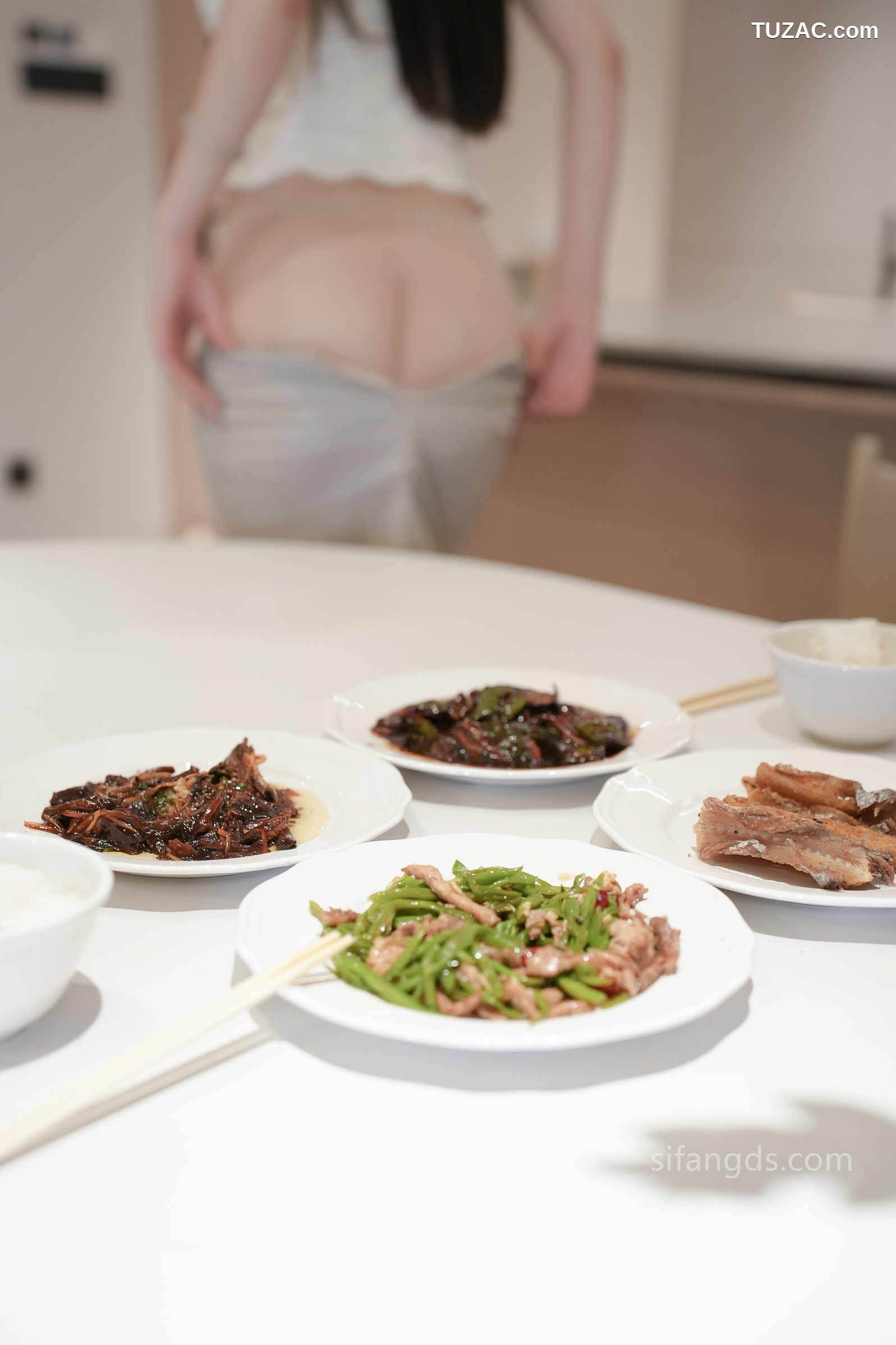 XR-Uncensored-晚苏susu-回家的诱惑-R18-XiuRen秀人网-8557-内购私拍