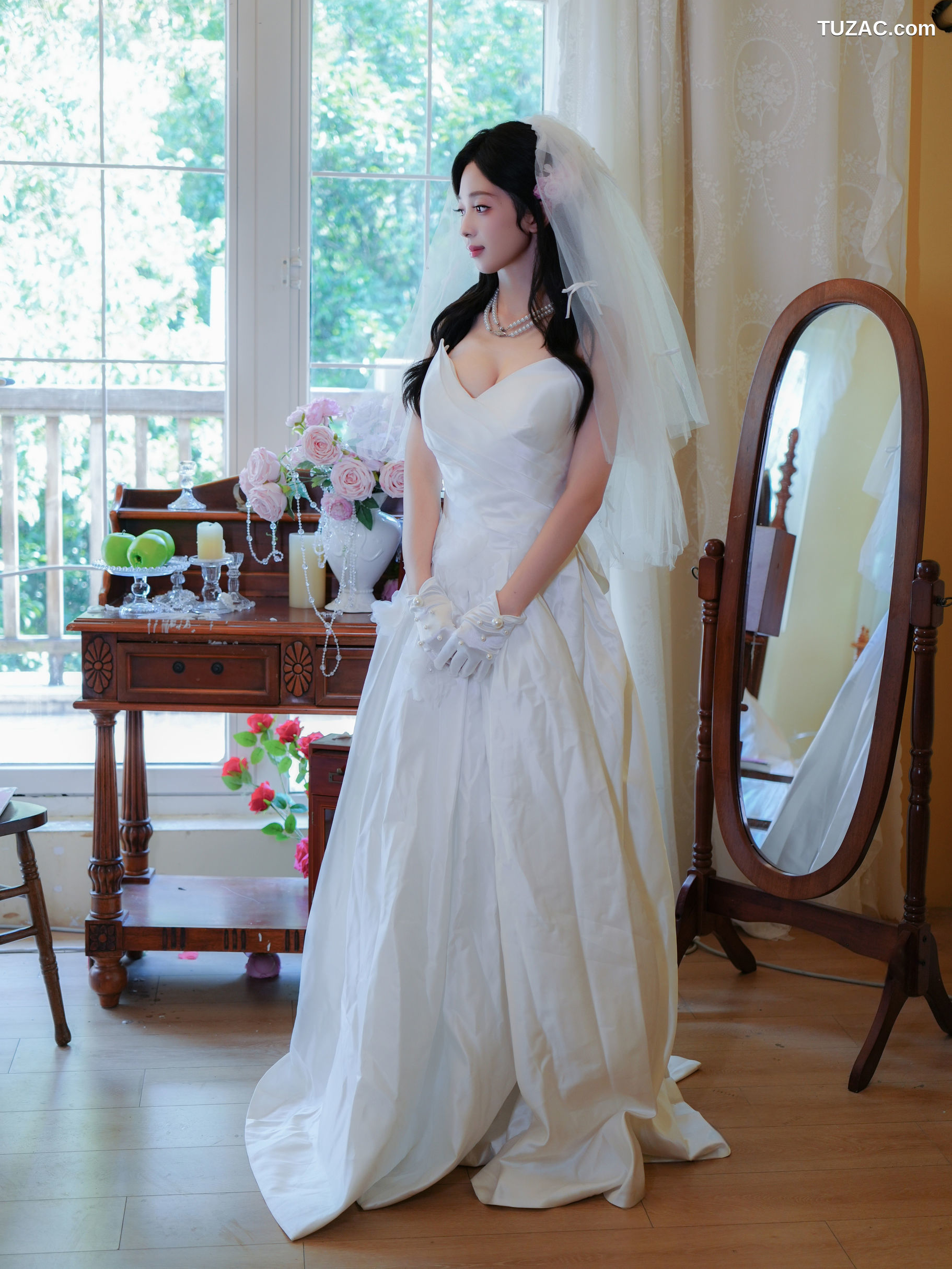 XR-Uncensored-朱朱molly-新人首秀洁白婚纱-XiuRen秀人网-10769-内购私拍-2025.09.16