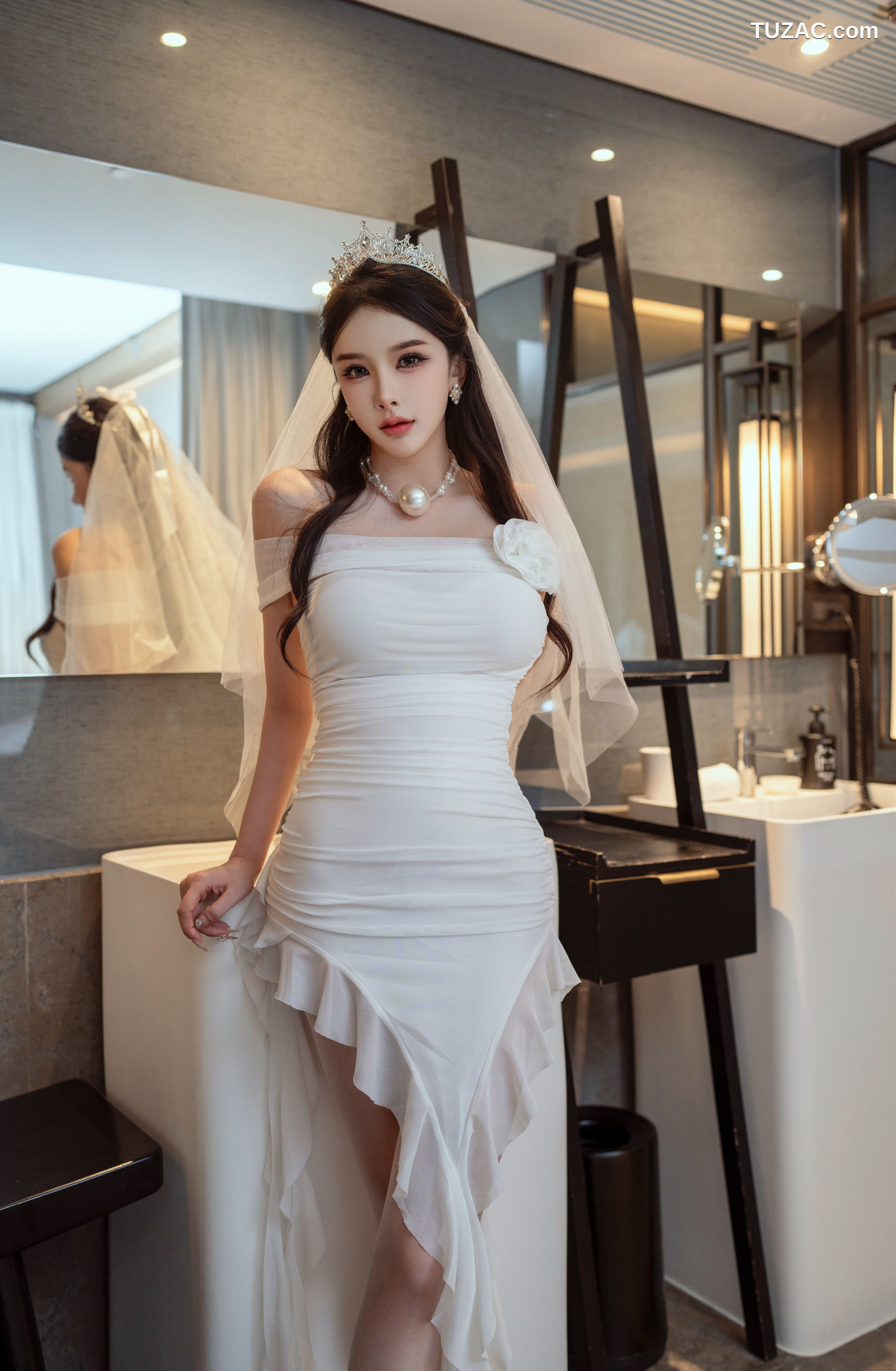 XR-Uncensored-李丽莎-在逃公主-XingYan星颜社-388-白色婚纱三熟女-2025.08.22