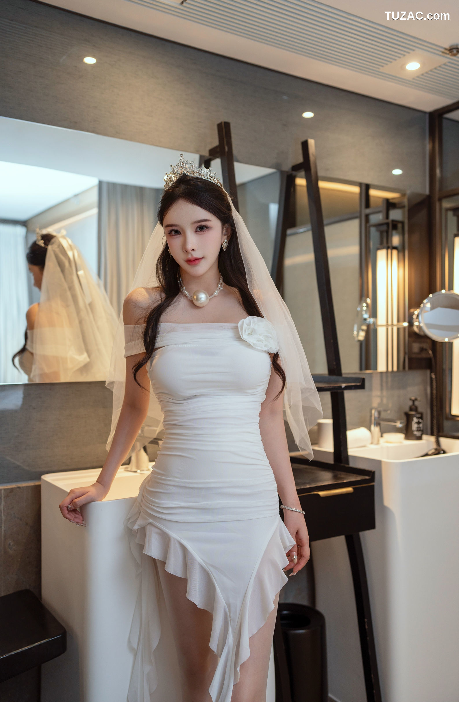 XR-Uncensored-李丽莎-在逃公主-XingYan星颜社-388-白色婚纱三熟女-2025.08.22