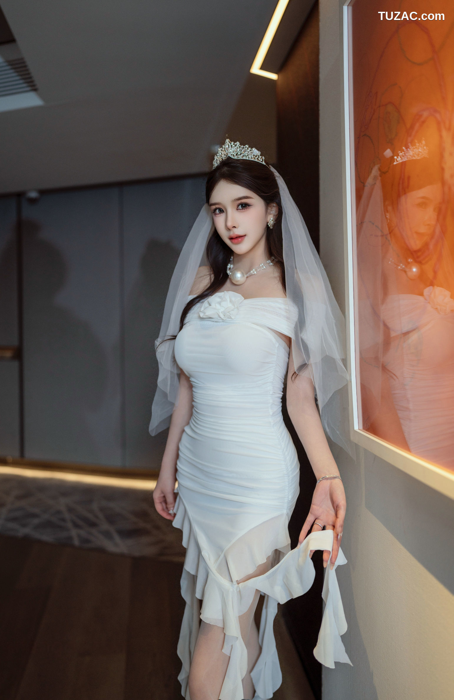 XR-Uncensored-李丽莎-在逃公主-XingYan星颜社-388-白色婚纱三熟女-2025.08.22