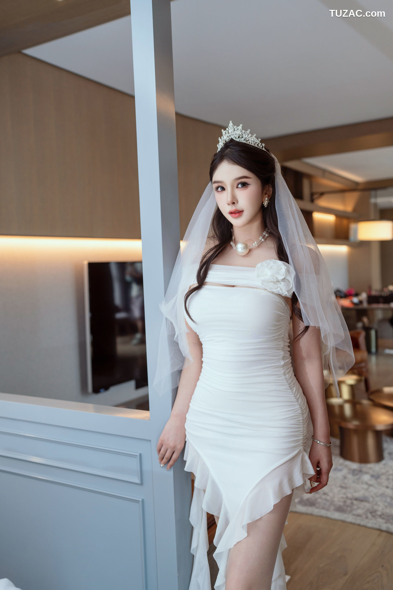 XR-Uncensored-李丽莎-在逃公主-XingYan星颜社-388-白色婚纱三熟女-2025.08.22