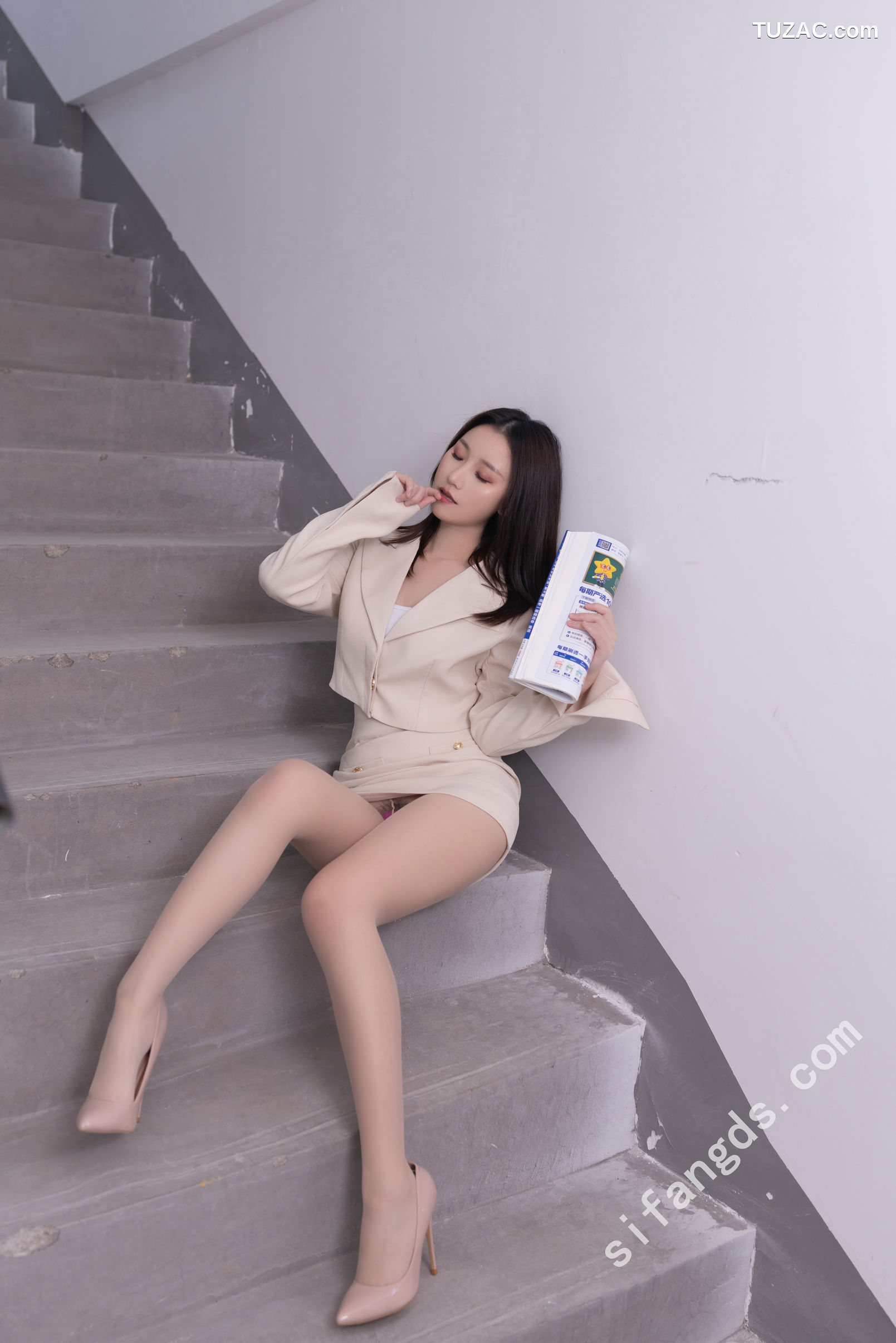 XR-Uncensored-杏子Yada-毕业论文-XiuRen秀人网-10428-内购私拍-2025.06.18