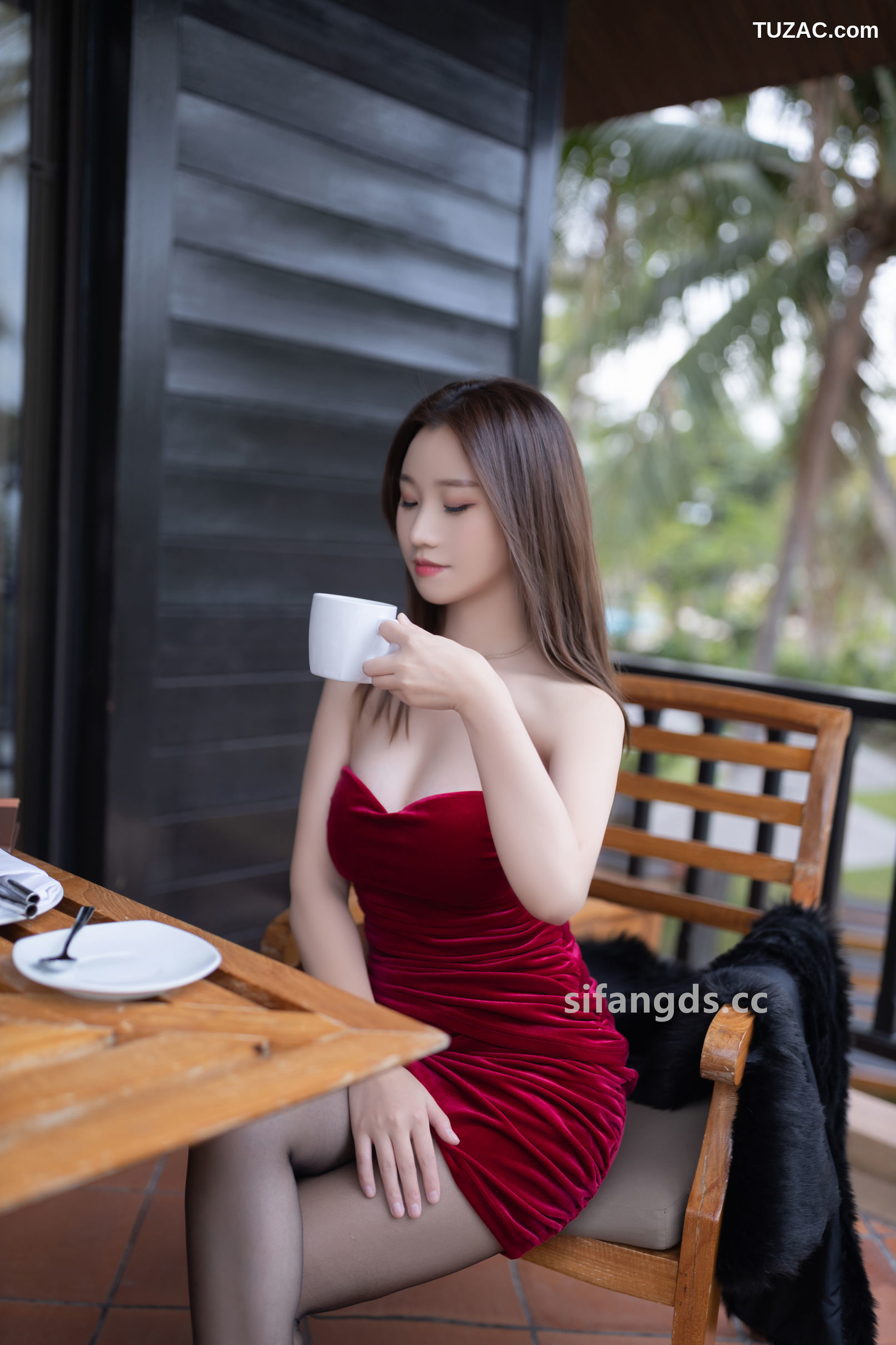 XR-Uncensored-杏子Yada-被下药后的一夜情-R18-XiuRen秀人网-8077-内购私拍