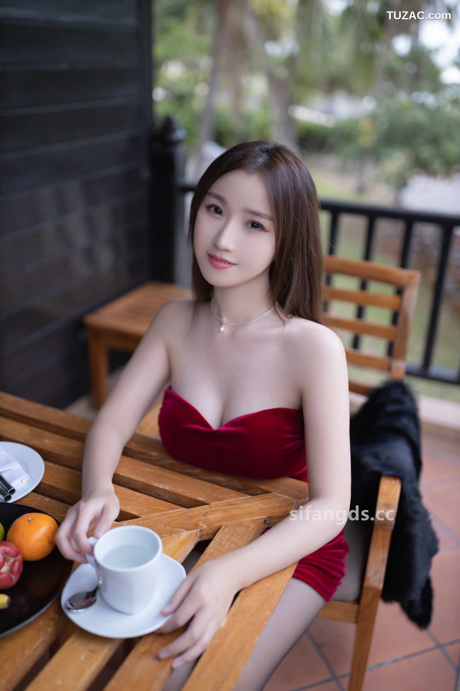 XR-Uncensored-杏子Yada-被下药后的一夜情-R18-XiuRen秀人网-8077-内购私拍