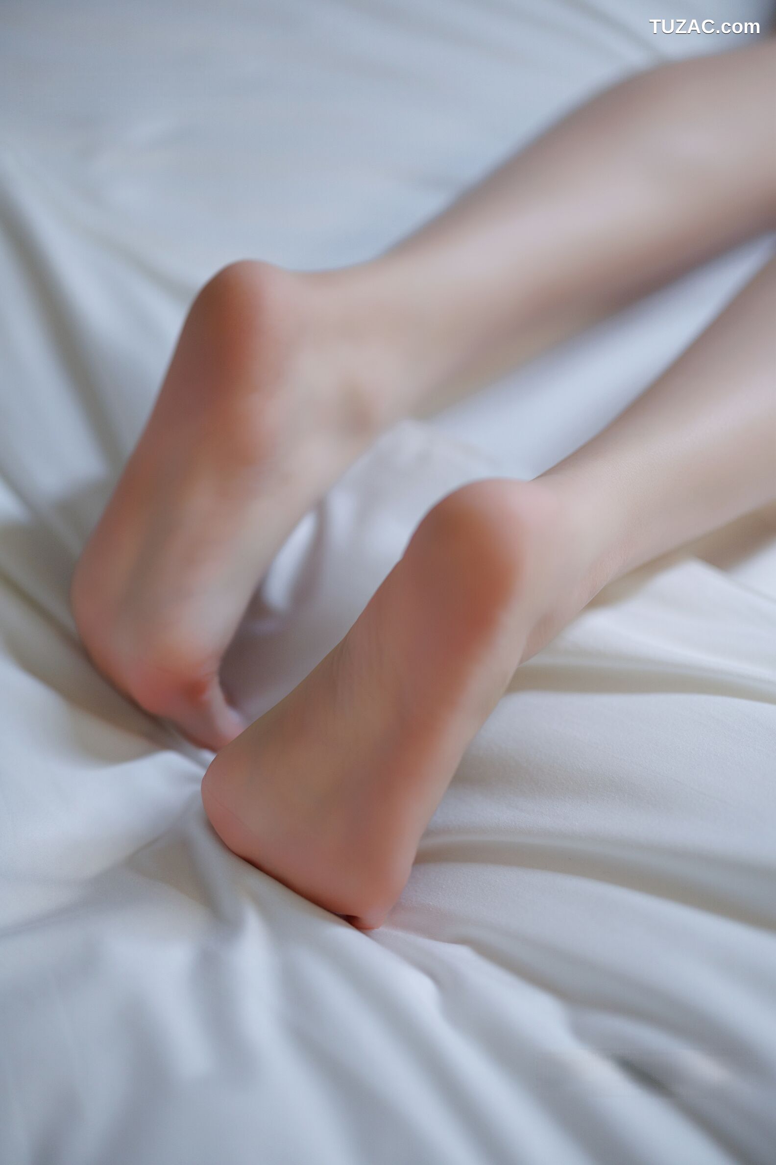 XR-Uncensored-杨晨晨Yome-黑丝蛇妖-内购无水印-XiuRen秀人网-11035-2025.11.26
