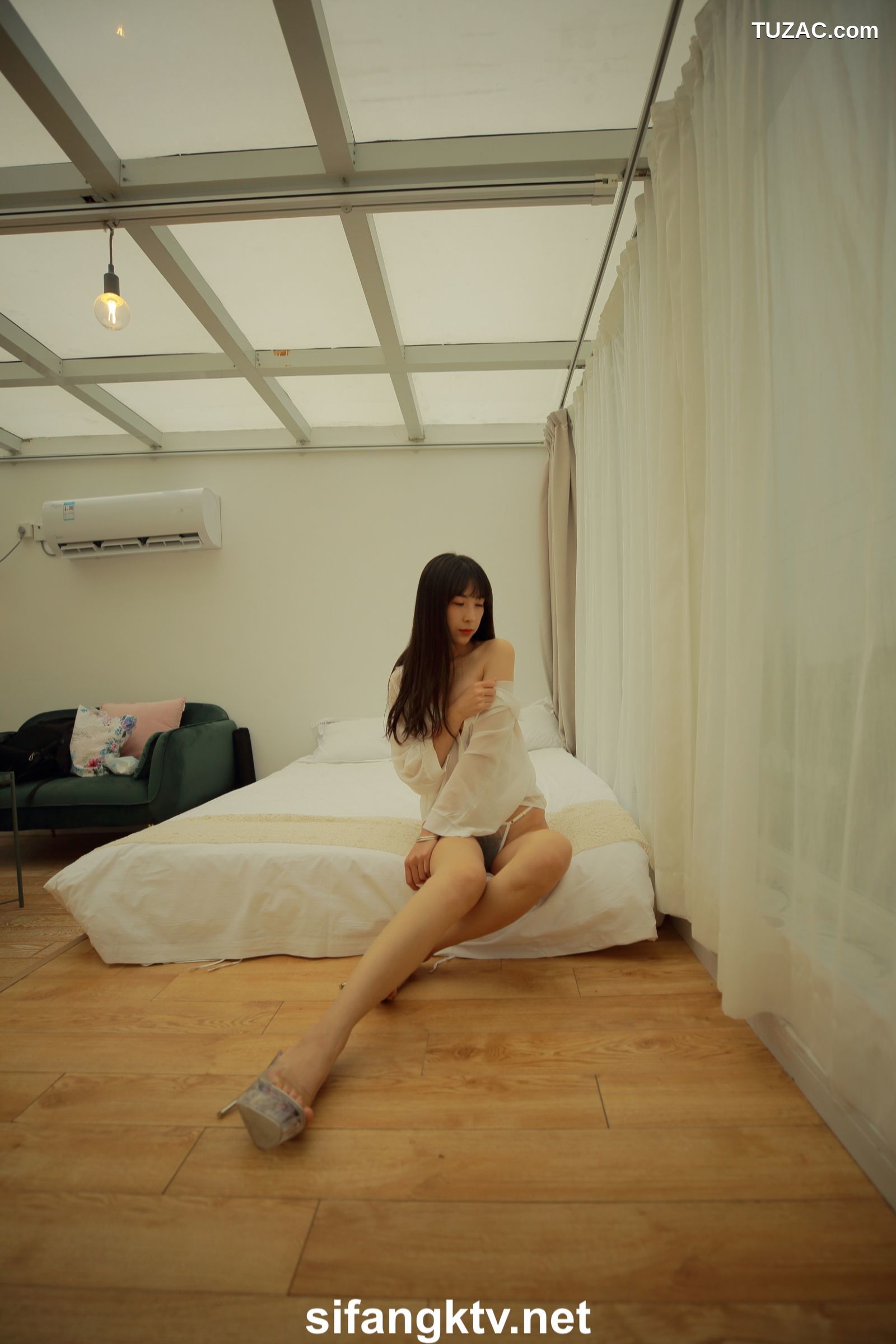 XR-Uncensored-林乐一-大尺度私影-XiuRen秀人网-内购私拍