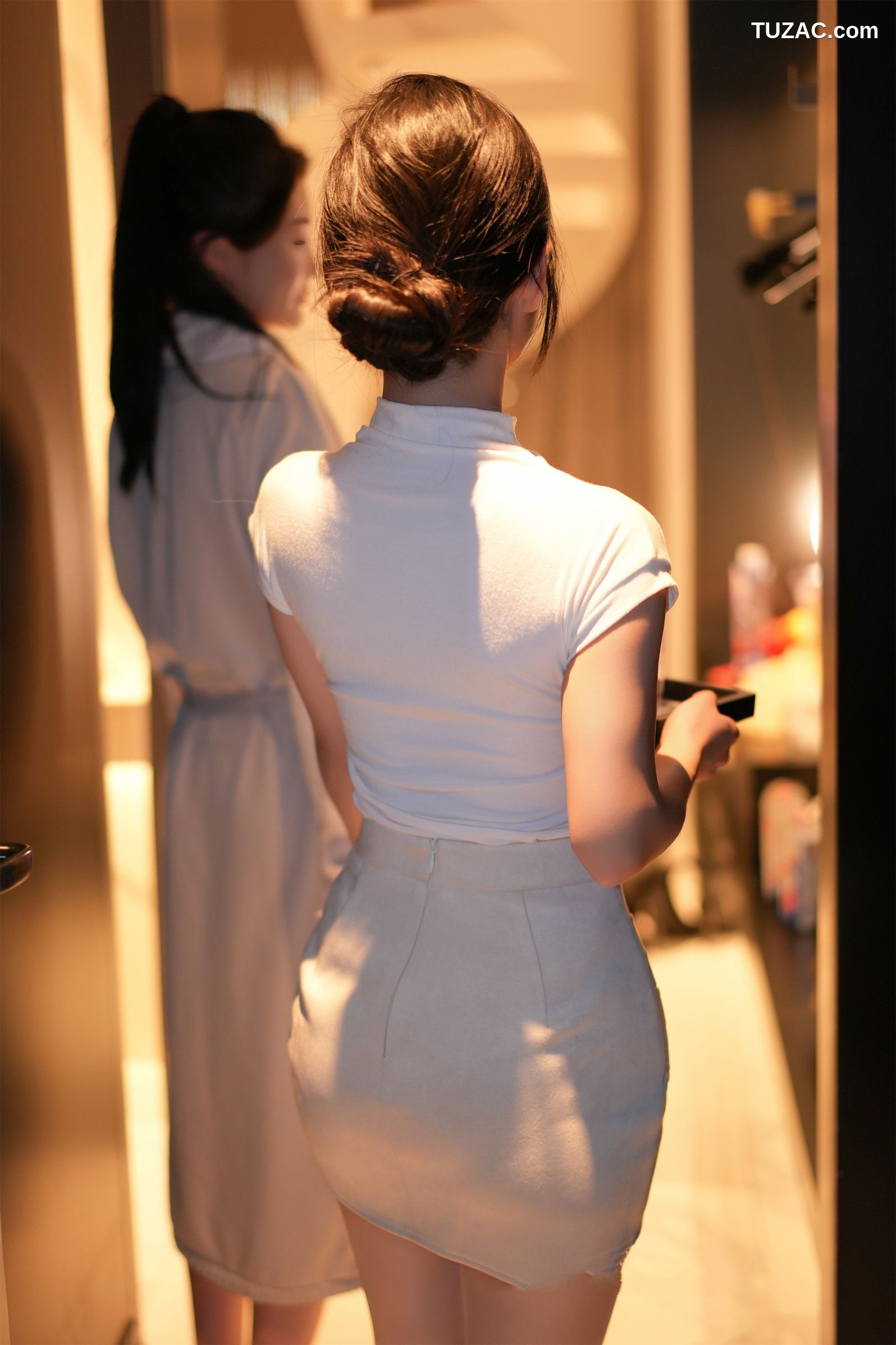 XR-Uncensored-林幼一-谭小灵-精油按摩内购版-XiuRen秀人网-8350-内购私拍