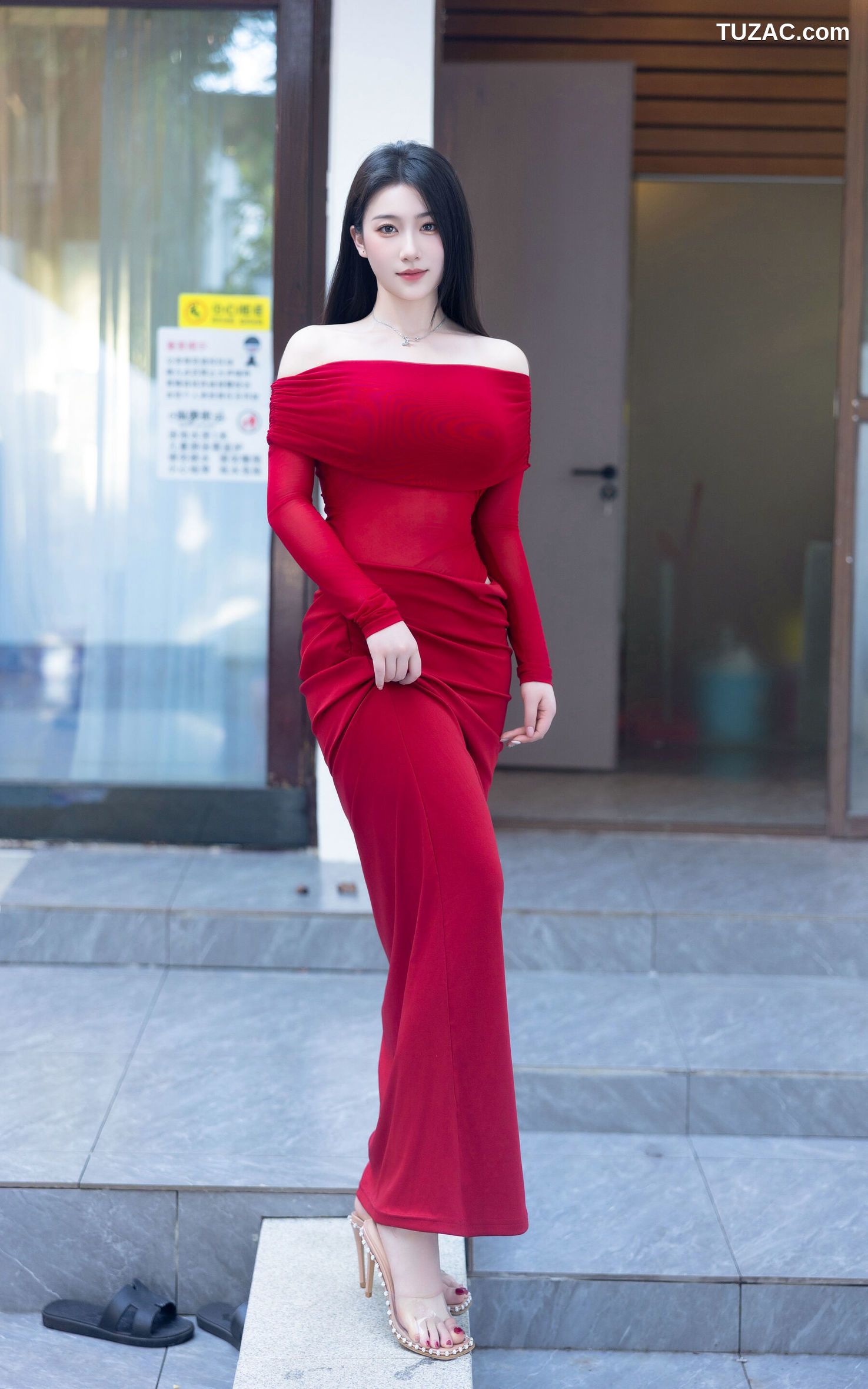 XR-Uncensored-林昔予yorki-极品丰满人妻系女神-XiuRen秀人网-9934-户外泳池红色露肩长裙湿身爆乳-2025.02.26