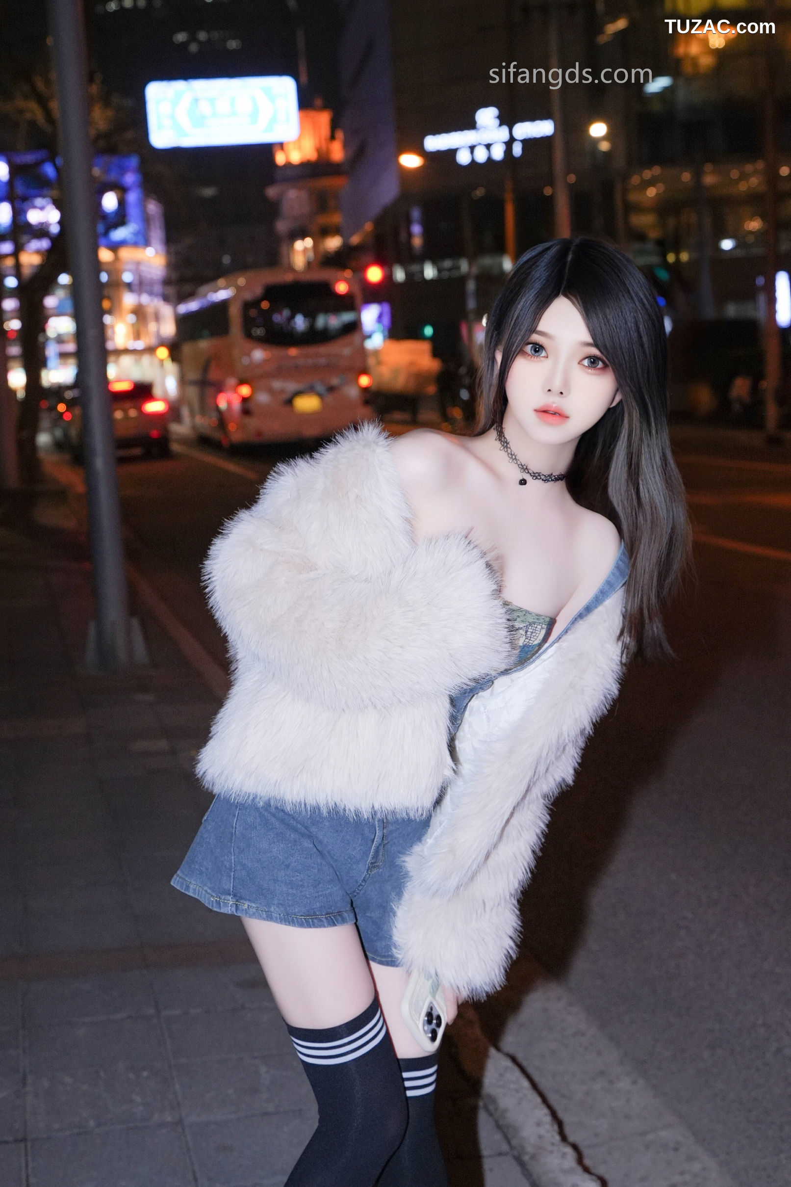 XR-Uncensored-林月月-新人第三套-最新-大尺度漏三點粉嫩騷穴-XiuRen秀人网-8508-内购私拍