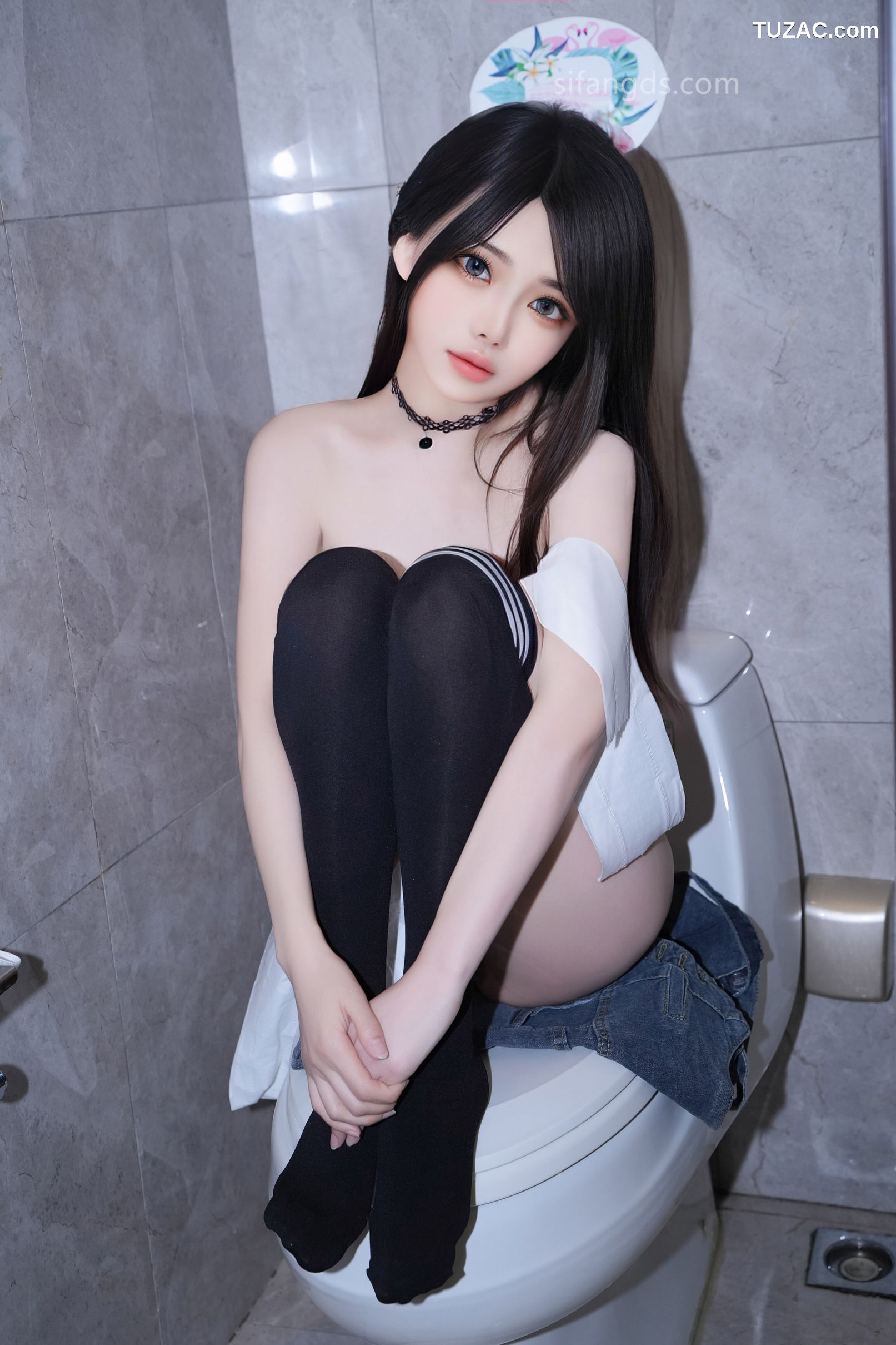 XR-Uncensored-林月月-新人第三套-最新-大尺度漏三點粉嫩騷穴-XiuRen秀人网-8508-内购私拍