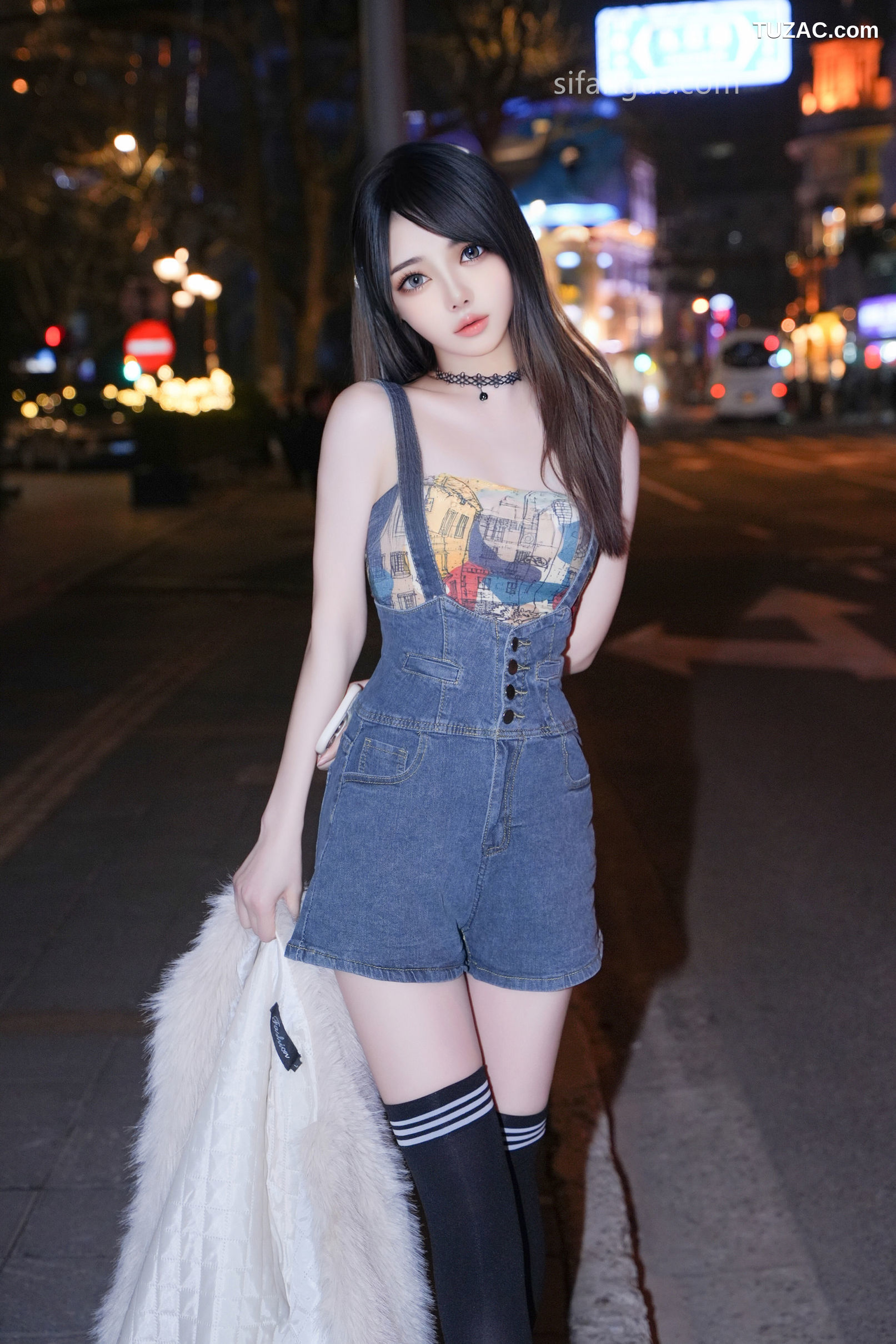 XR-Uncensored-林月月-新人第三套-最新-大尺度漏三點粉嫩騷穴-XiuRen秀人网-8508-内购私拍