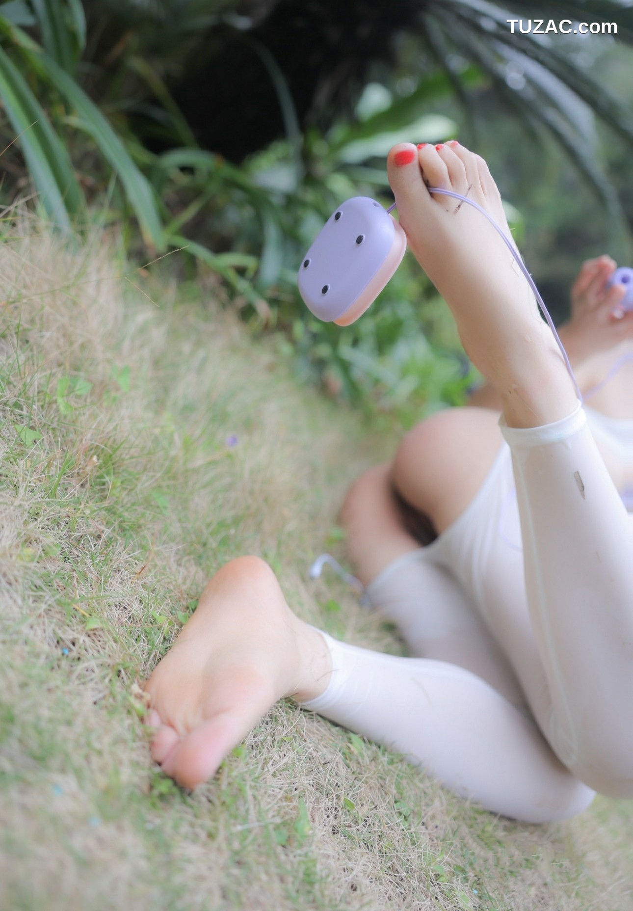 XR-Uncensored-桃妖夭-戶外情趣未上架无码流出-XiuRen秀人网-8132-内购私拍