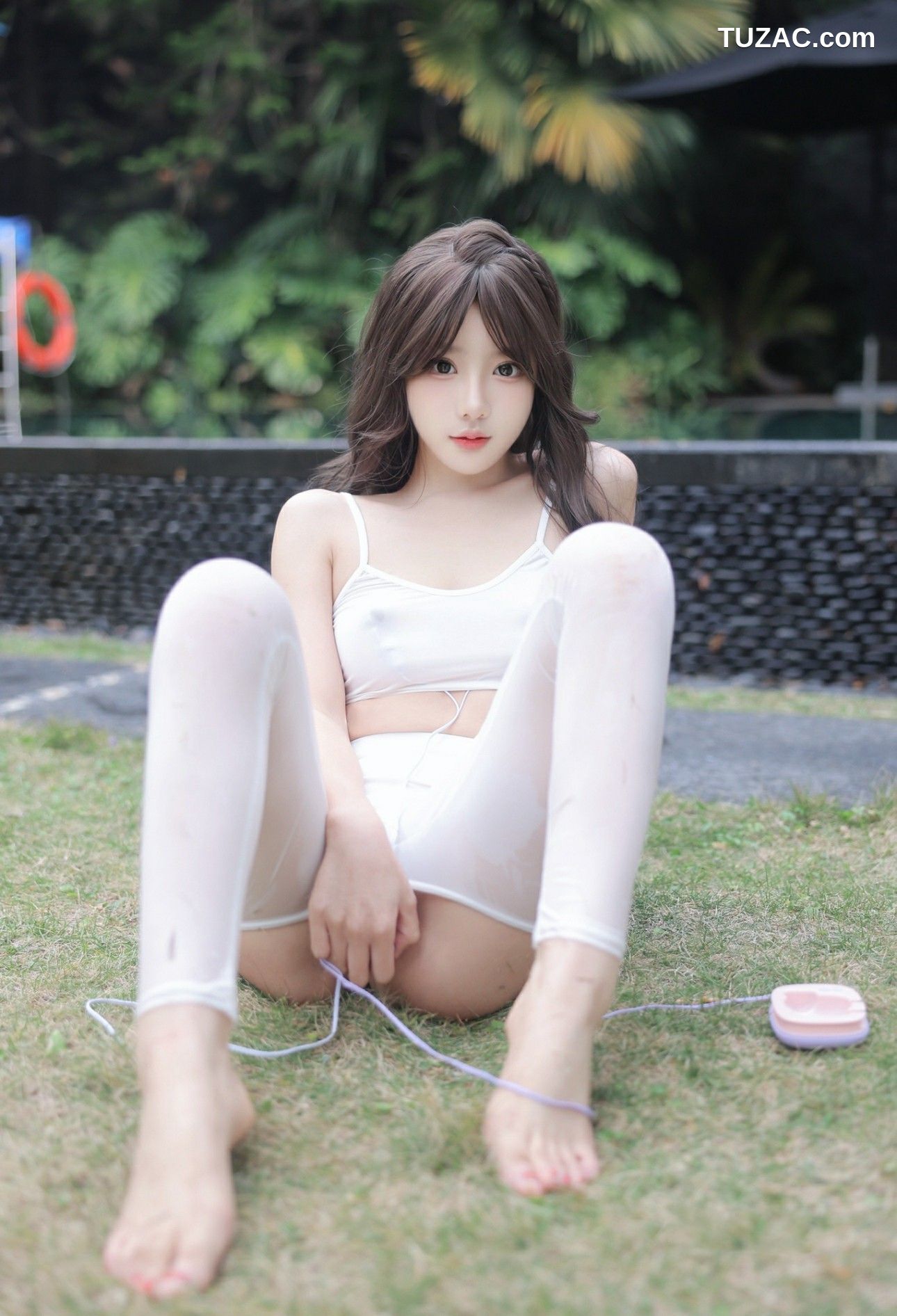 XR-Uncensored-桃妖夭-戶外情趣未上架无码流出-XiuRen秀人网-8132-内购私拍