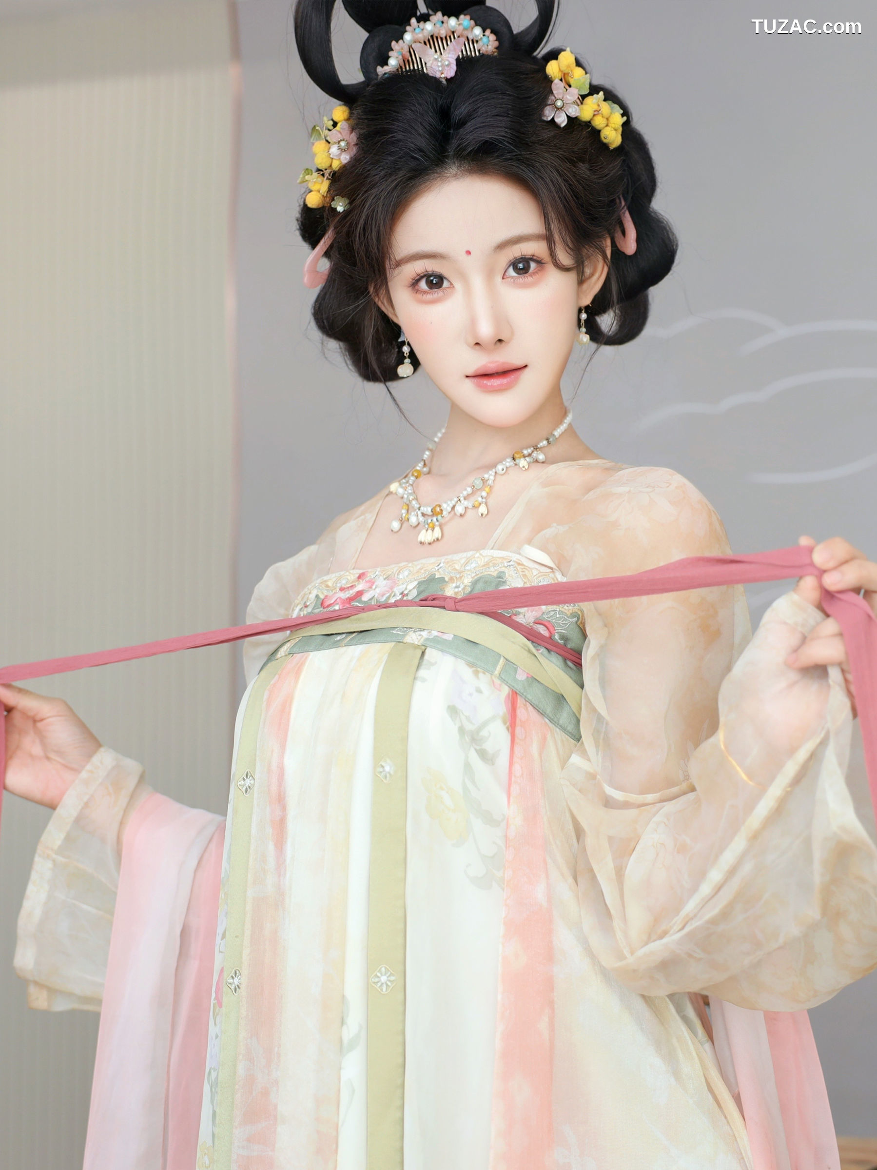 XR-Uncensored-梨霜儿-梦回大唐-XiuRen秀人网-10645-内购私拍-2025.08.13