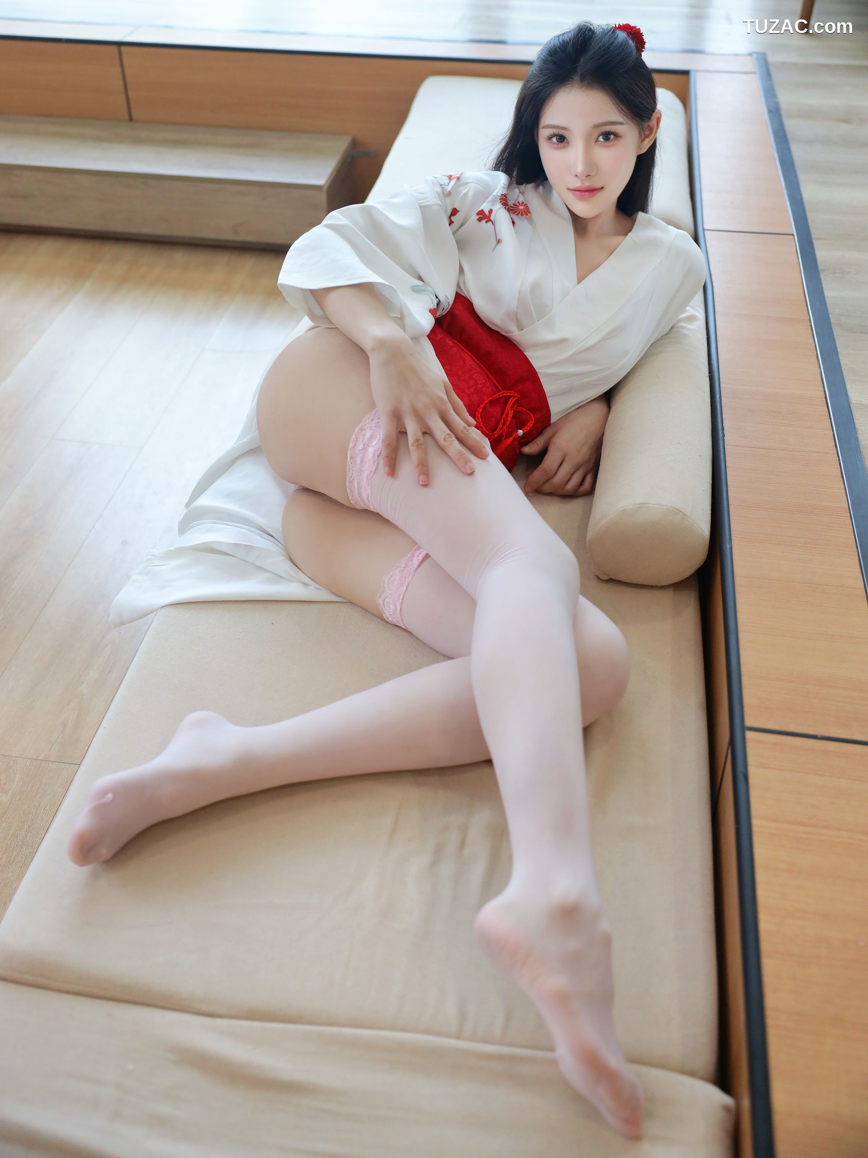 XR-Uncensored-梨霜儿-潘金莲-R18-Xiuren秀人网-10767-内购私拍-2025.09.15
