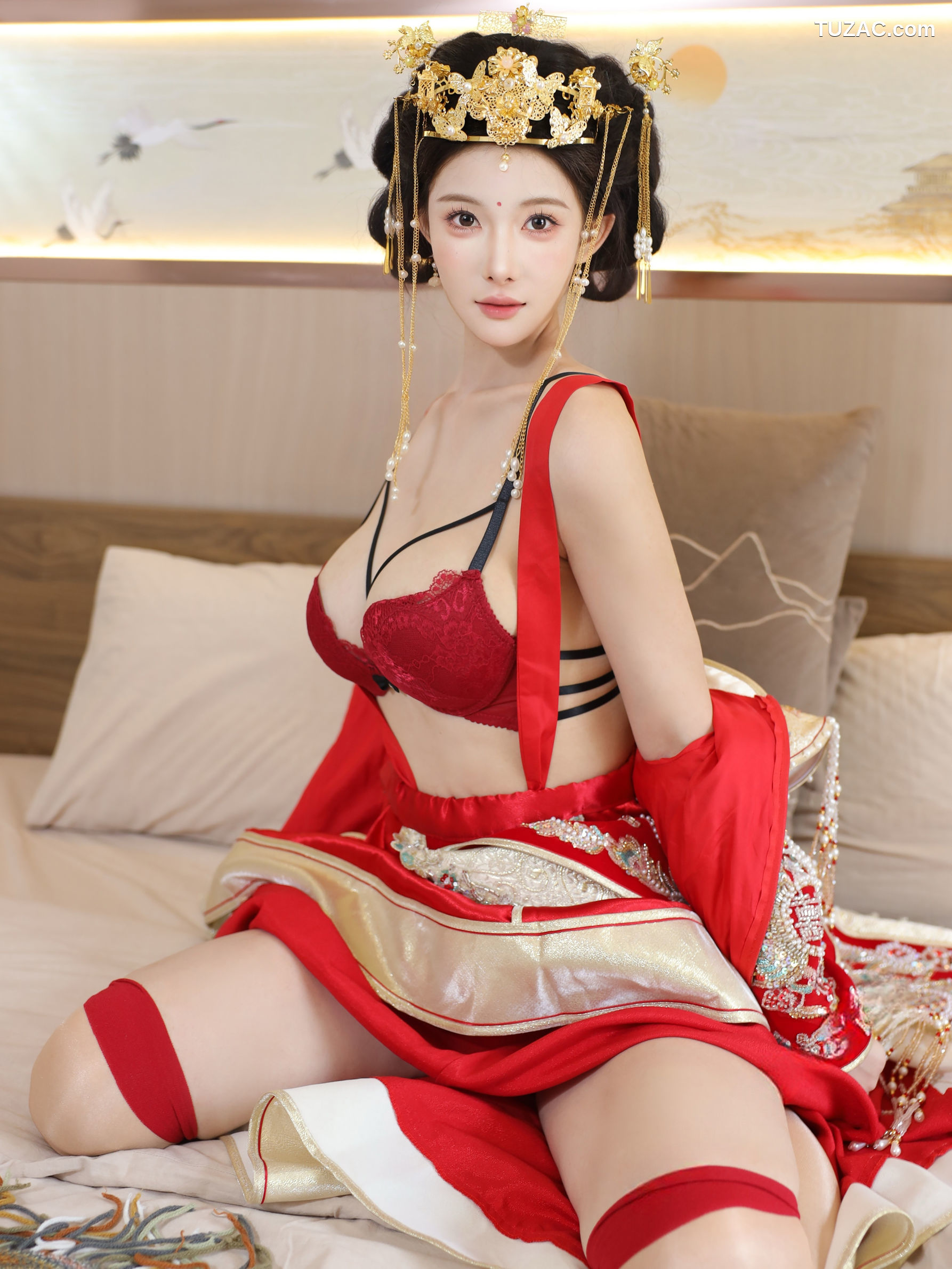 XR-Uncensored-梨霜儿-秀禾服-XiuRen秀人网-10742-内购私拍-2025.09.08