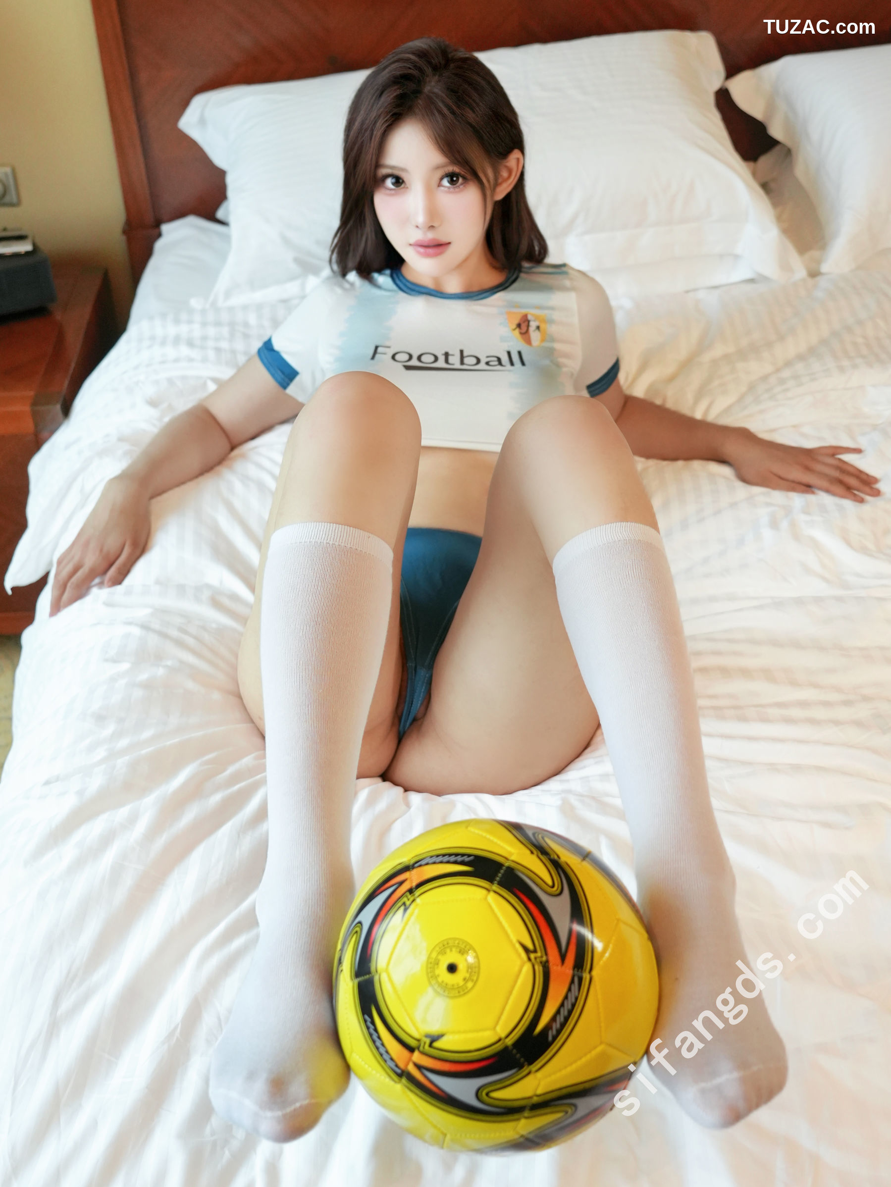 XR-Uncensored-梨霜儿-金允希-你的足球宝贝-XiuRen秀人网-10447-内购私拍-2025.06.23