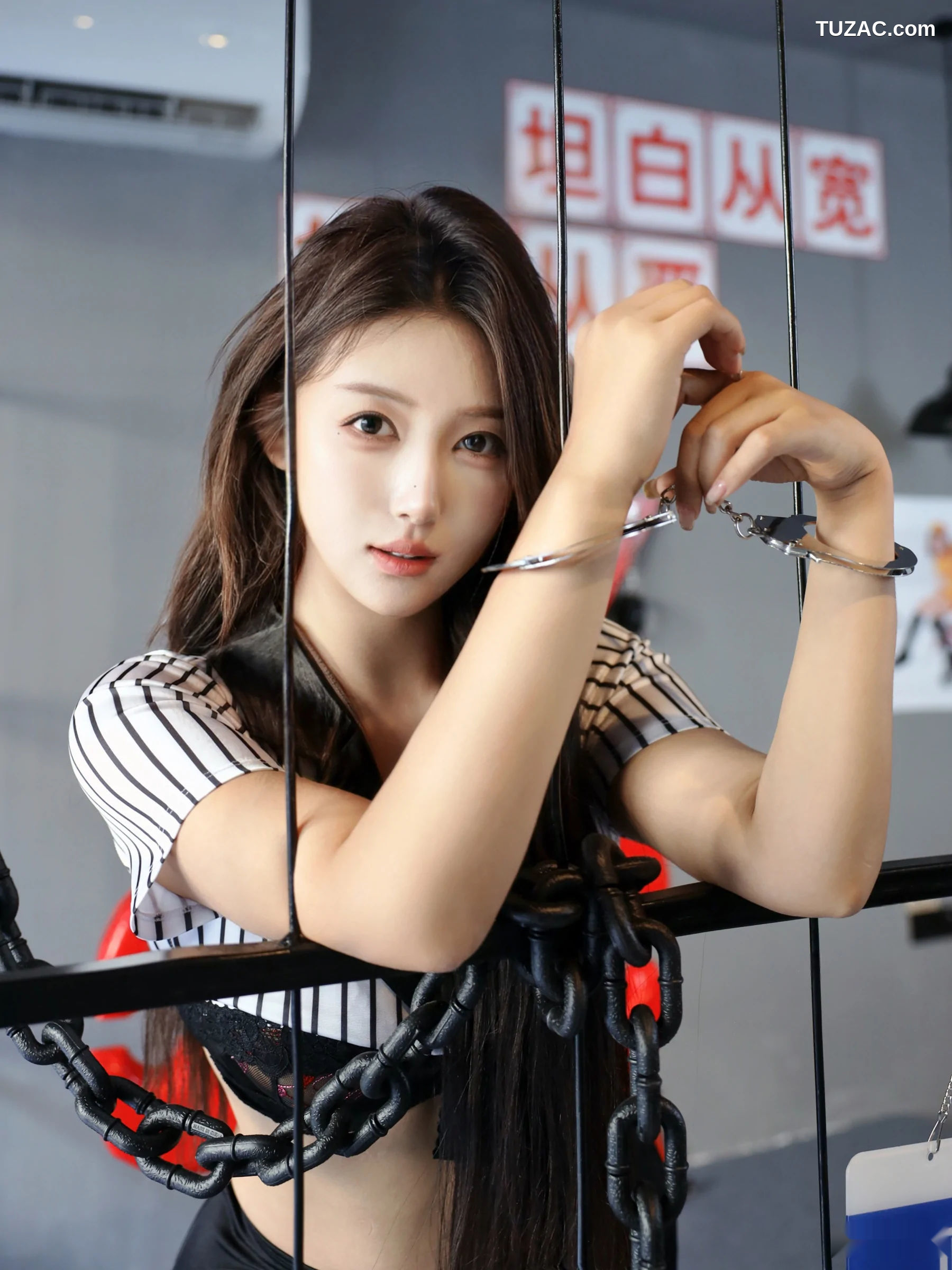 XR-Uncensored-梨霜儿-金允希-监狱-XiuRen秀人网-10541-COS女战警制服-2025.07.11