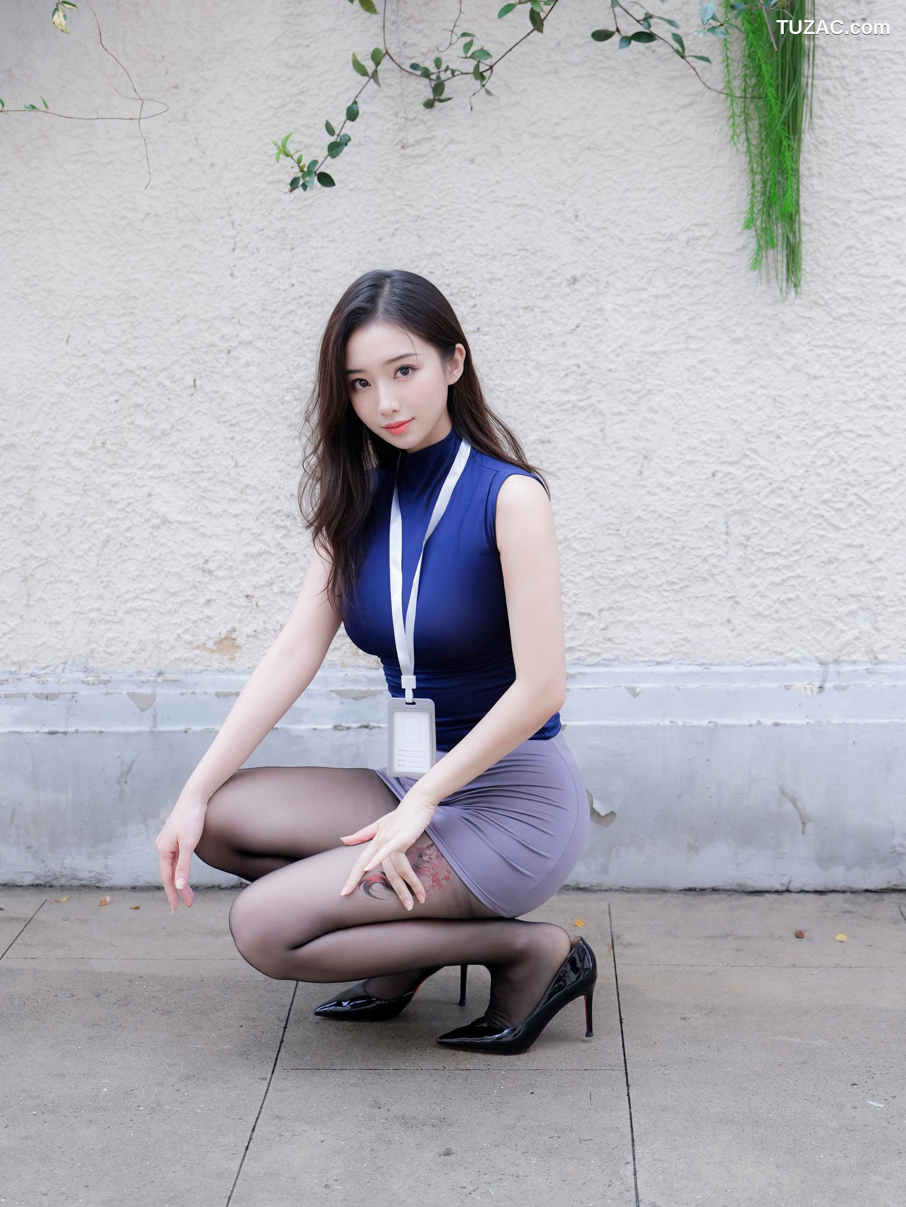 XR-Uncensored-楠芝-新人首秀极品OL制服黑丝-XiuRen秀人网-10577-内购私拍-2025.07.24