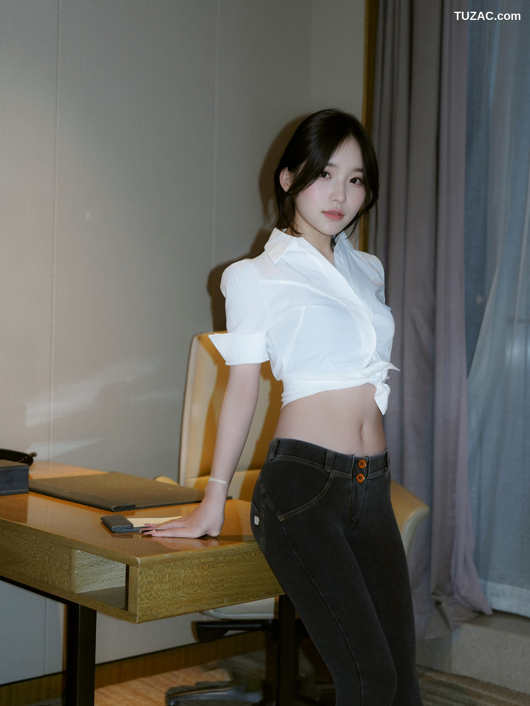 XR-Uncensored-汁汁-实习期女秘书-XiuRen秀人网-10785-内购私拍-2025.09.19