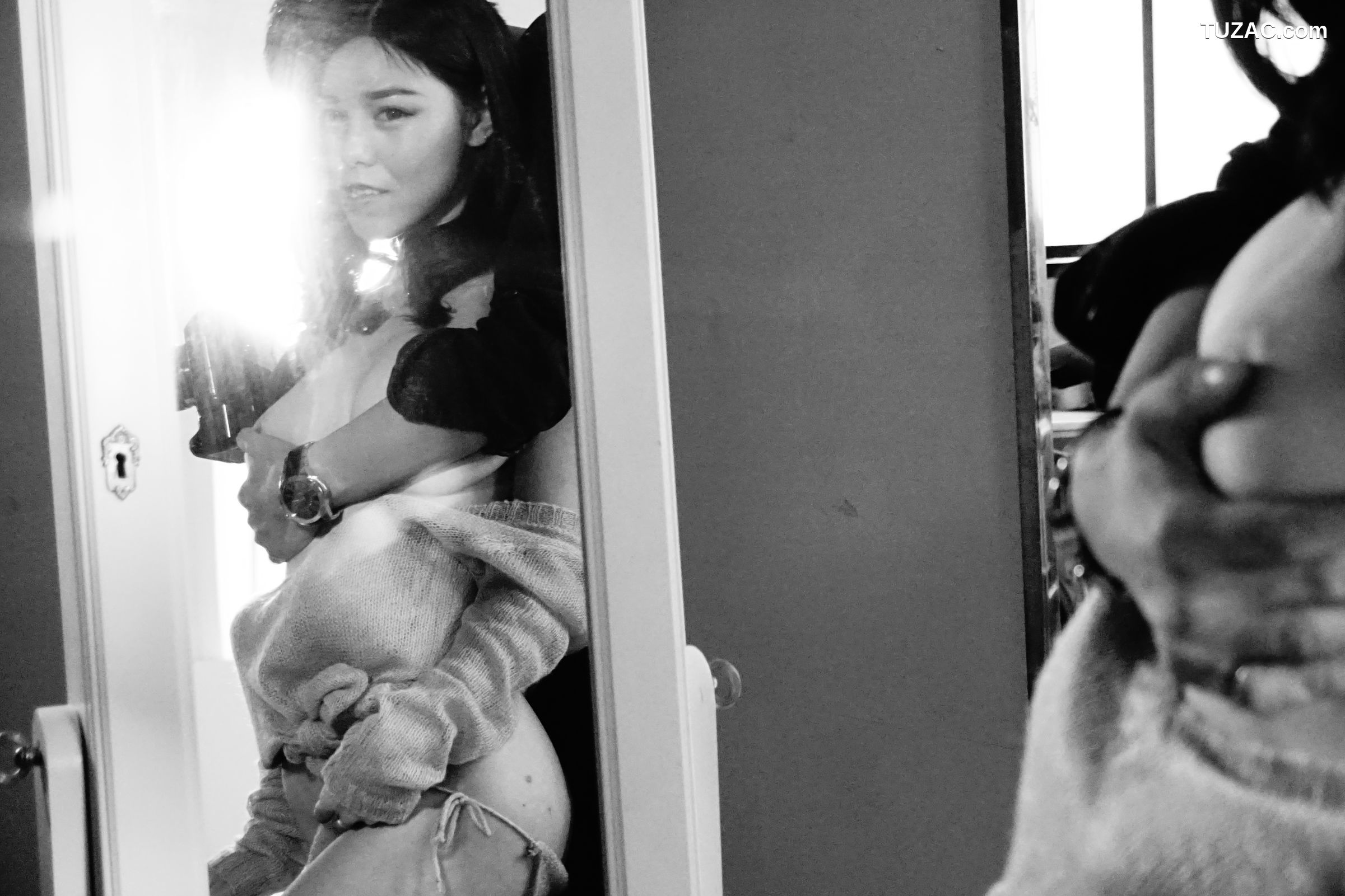 XR-Uncensored-沈佳熹-居家私拍-R18-XiuRen秀人网-内购私拍