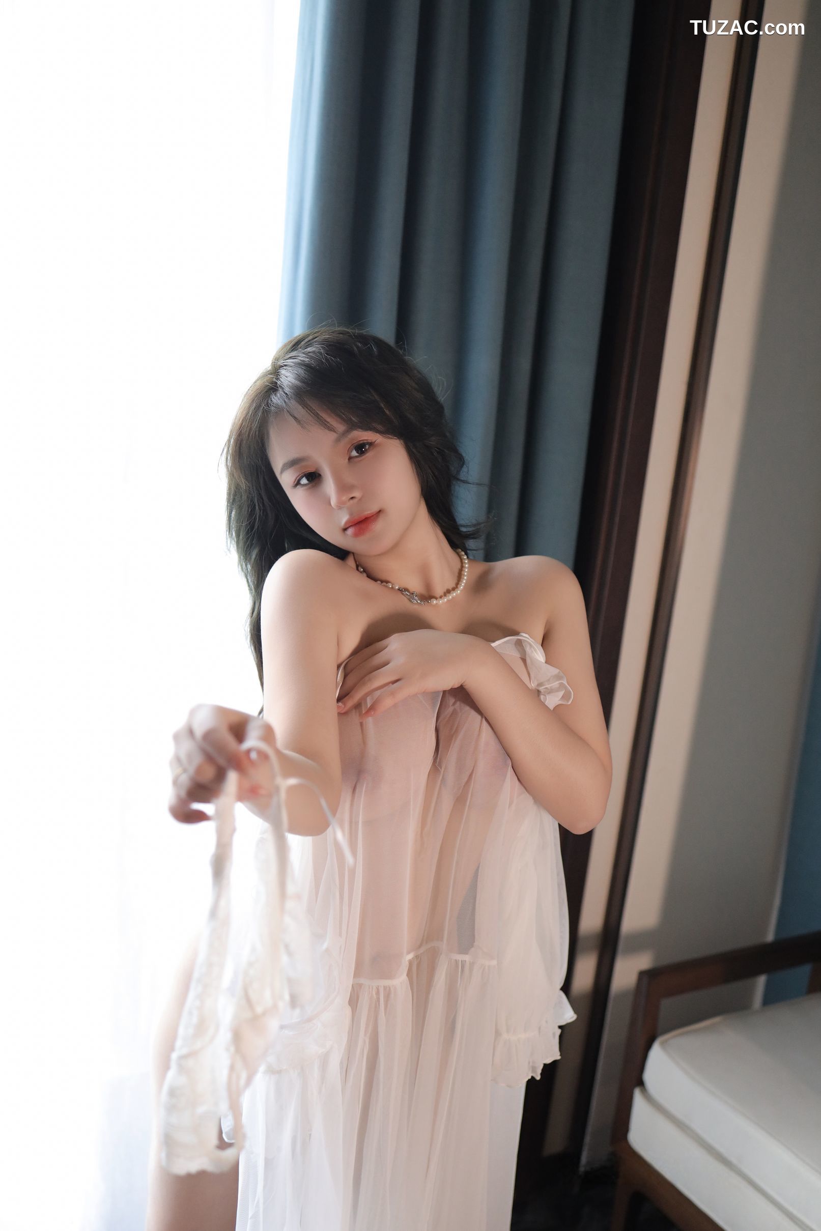 XR-Uncensored-沈思怡-性感薄纱-XiuRen秀人网-8106-内购私拍