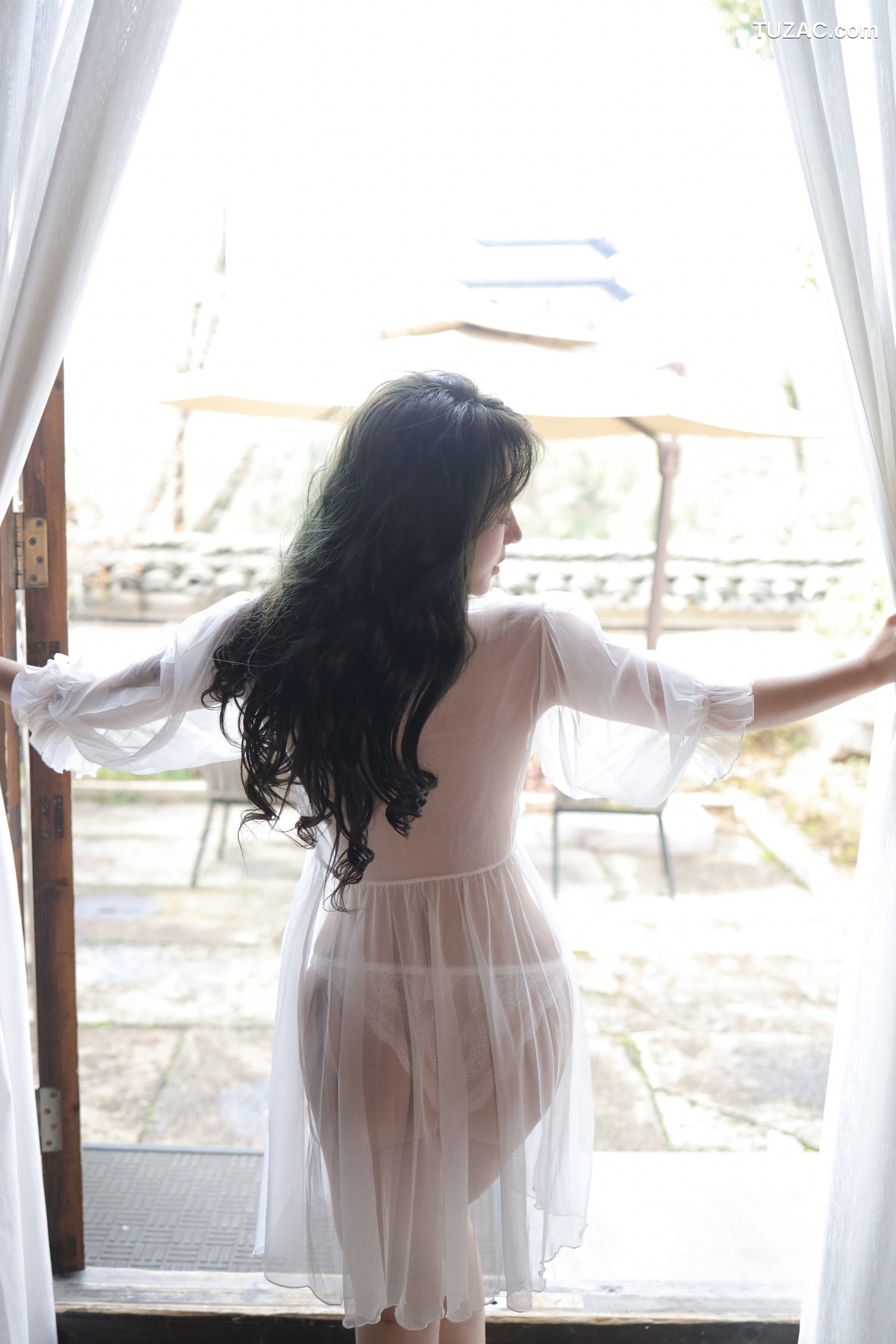 XR-Uncensored-沈思怡-性感薄纱-XiuRen秀人网-8106-内购私拍