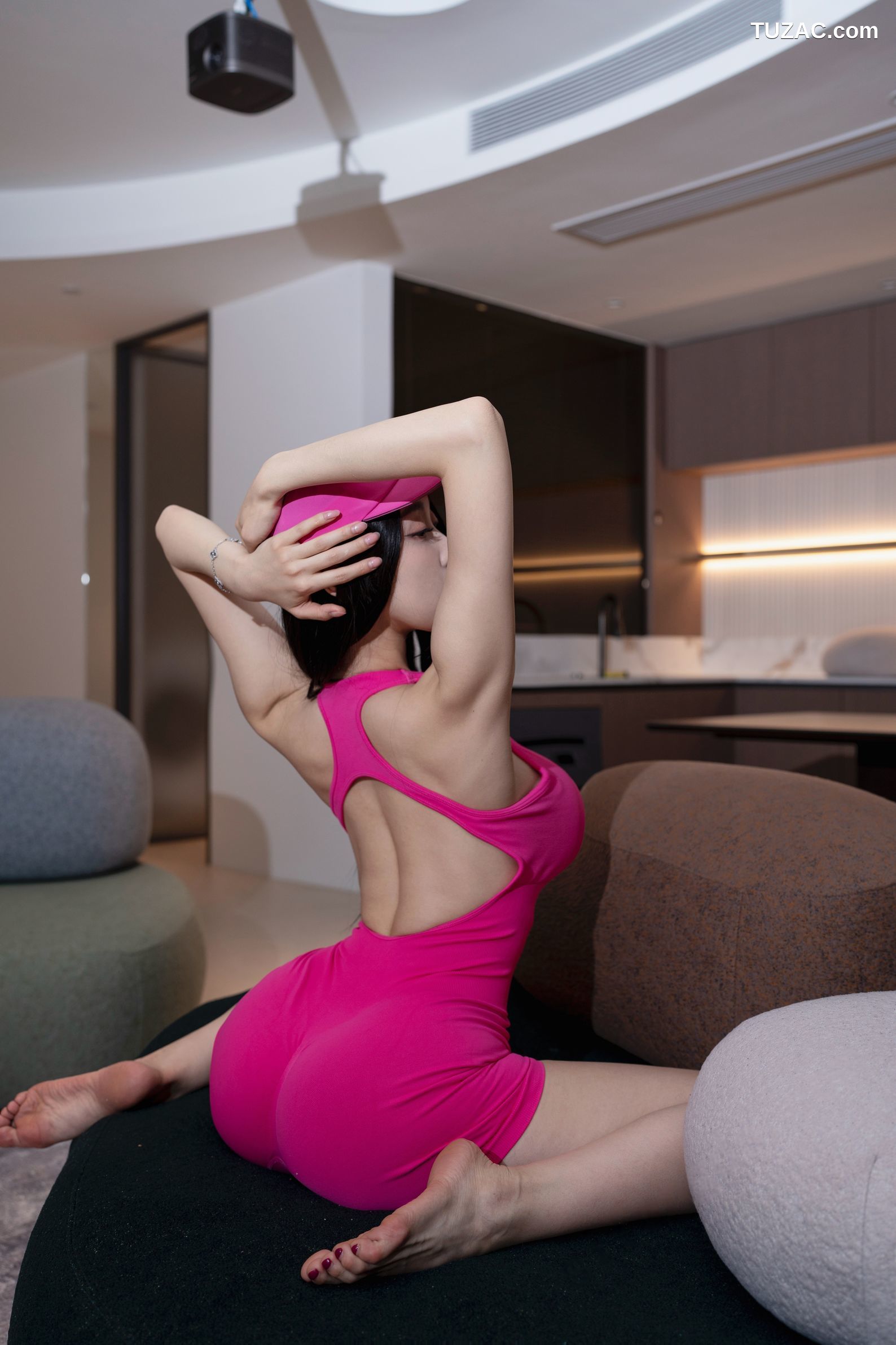 XR-Uncensored-清妙-瑜伽-XingYan星颜社-351-玫红色瑜伽服全裸爆乳-2025.05.29