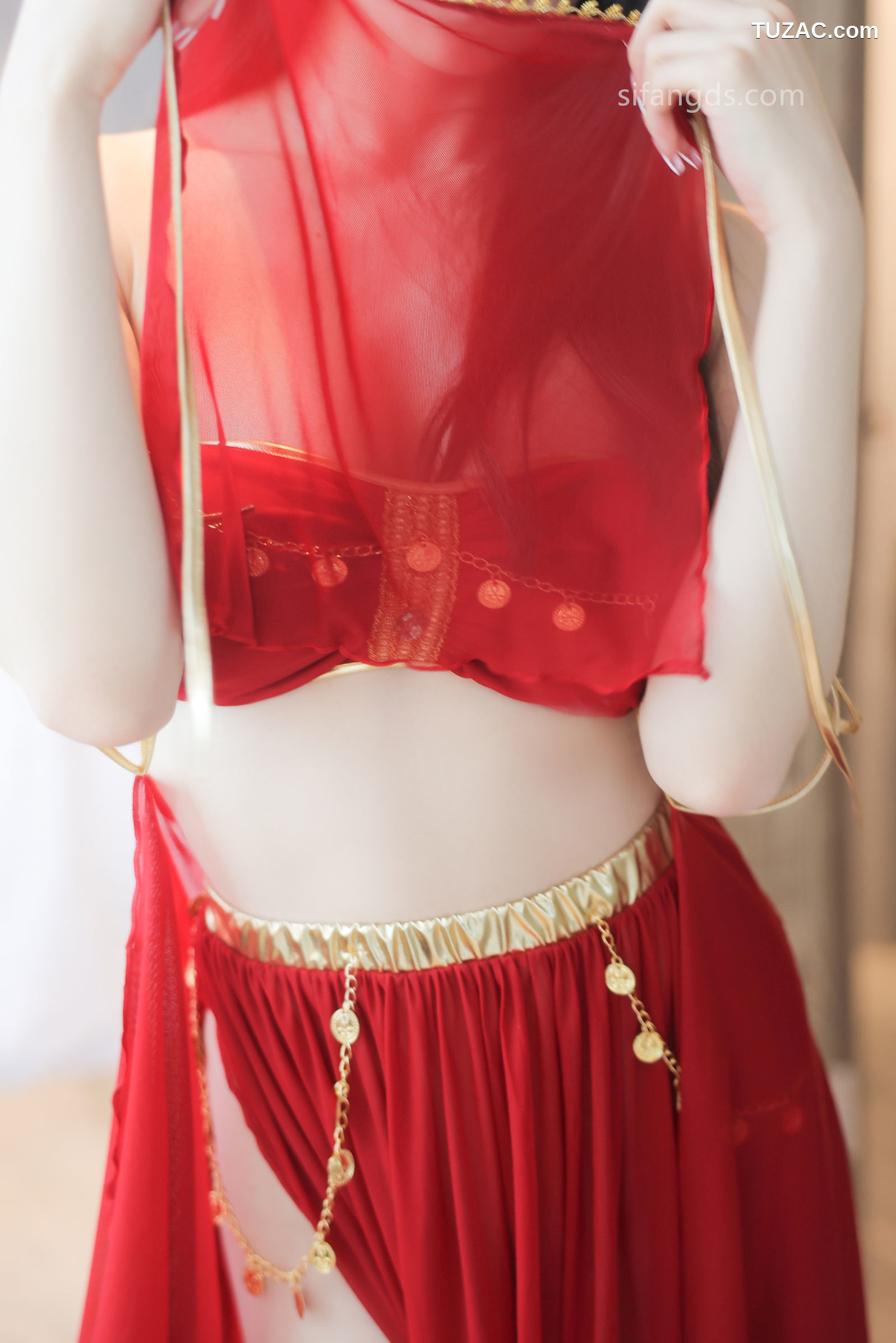 XR-Uncensored-清妙-红色舞裙-XiuRen秀人网-8420-西域风红色舞裙爆乳-2024.04.19