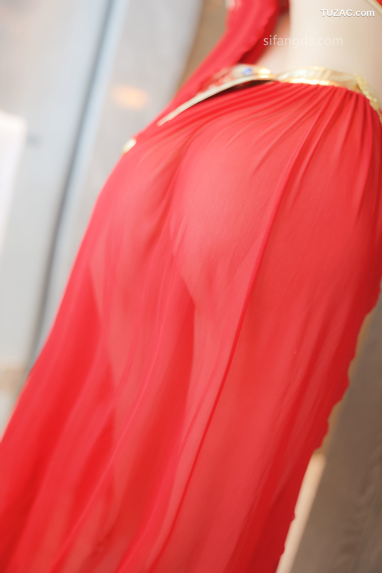 XR-Uncensored-清妙-红色舞裙-XiuRen秀人网-8420-西域风红色舞裙爆乳-2024.04.19