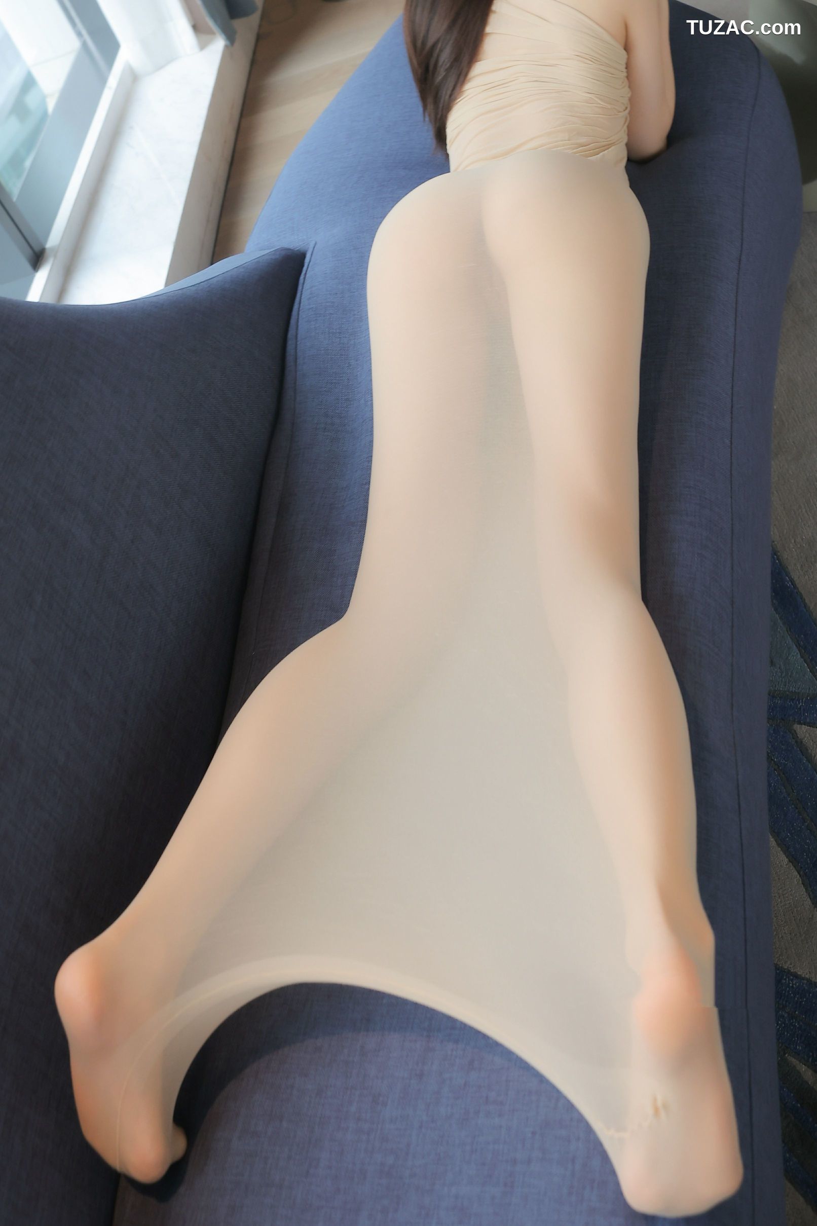 XR-Uncensored-清妙-装在肉丝里的人内购版-XiuRen秀人网-8475-内购私拍