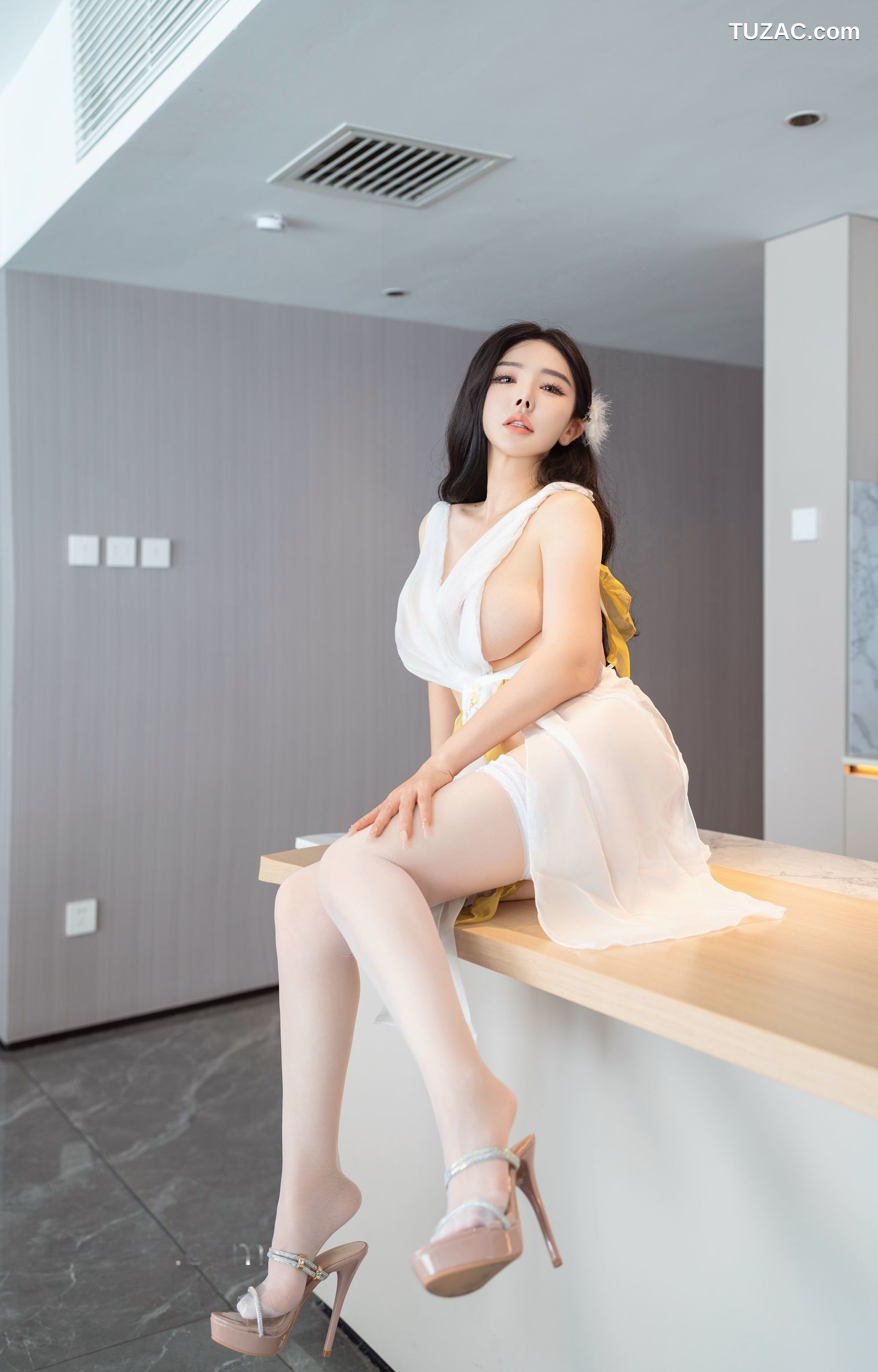 XR-Uncensored-潘娇娇-七夕情人节-XingYan星顏社-392-内购私拍-2025.08.28