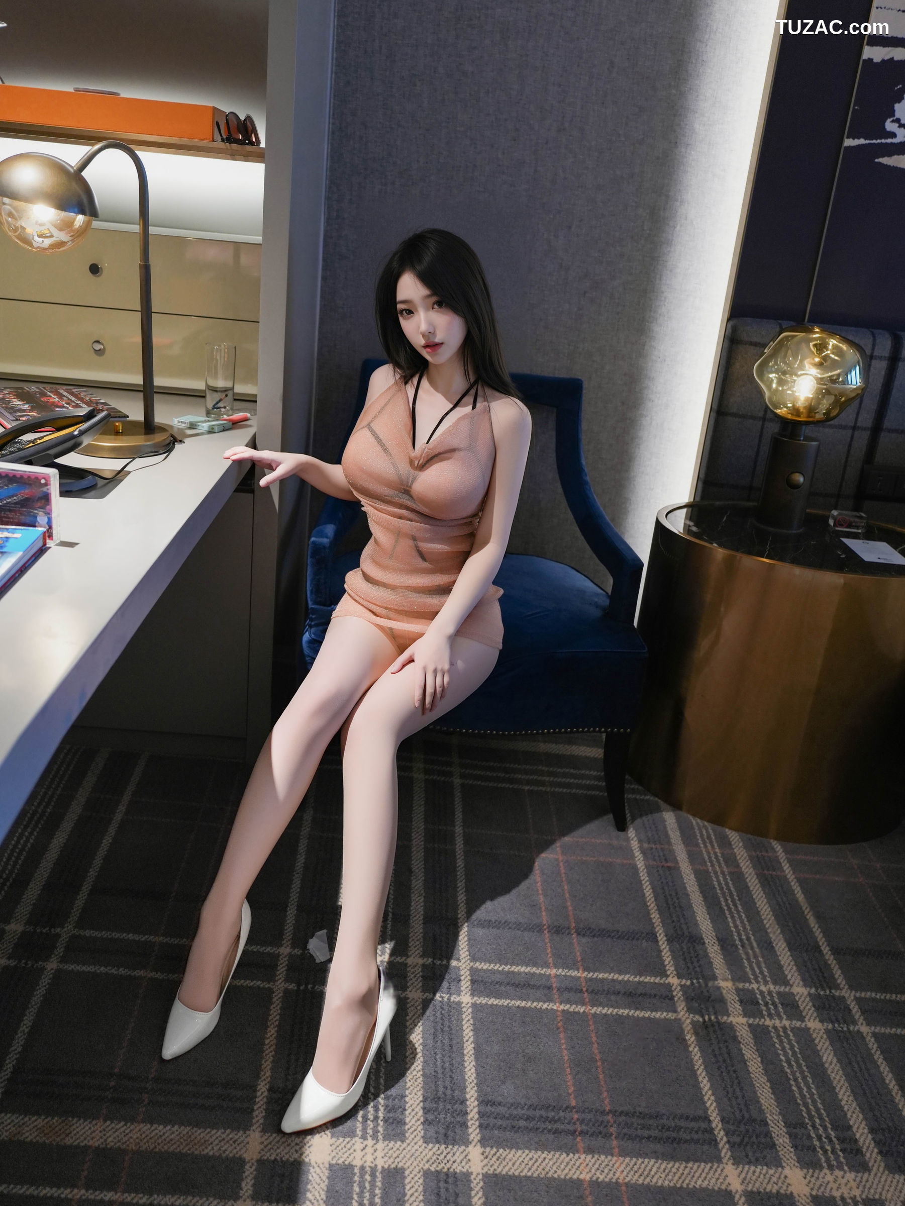 XR-Uncensored-烧烧小桃-新人完美露出-XiuRen秀人网-10758-内购私拍-2025.09.12