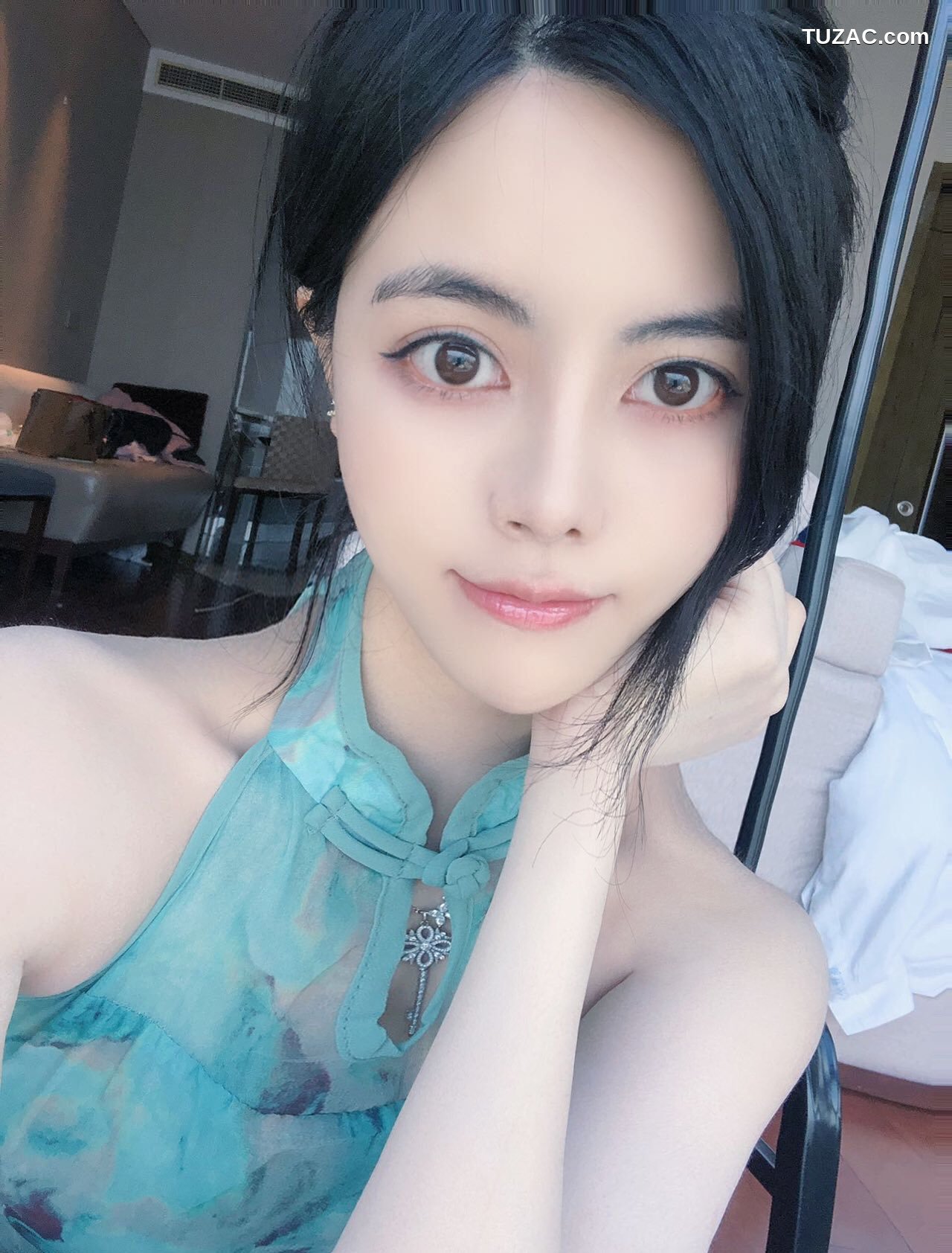 XR-Uncensored-白甜-极品模特-大尺视图合集-XiuRen秀人网-内购私拍