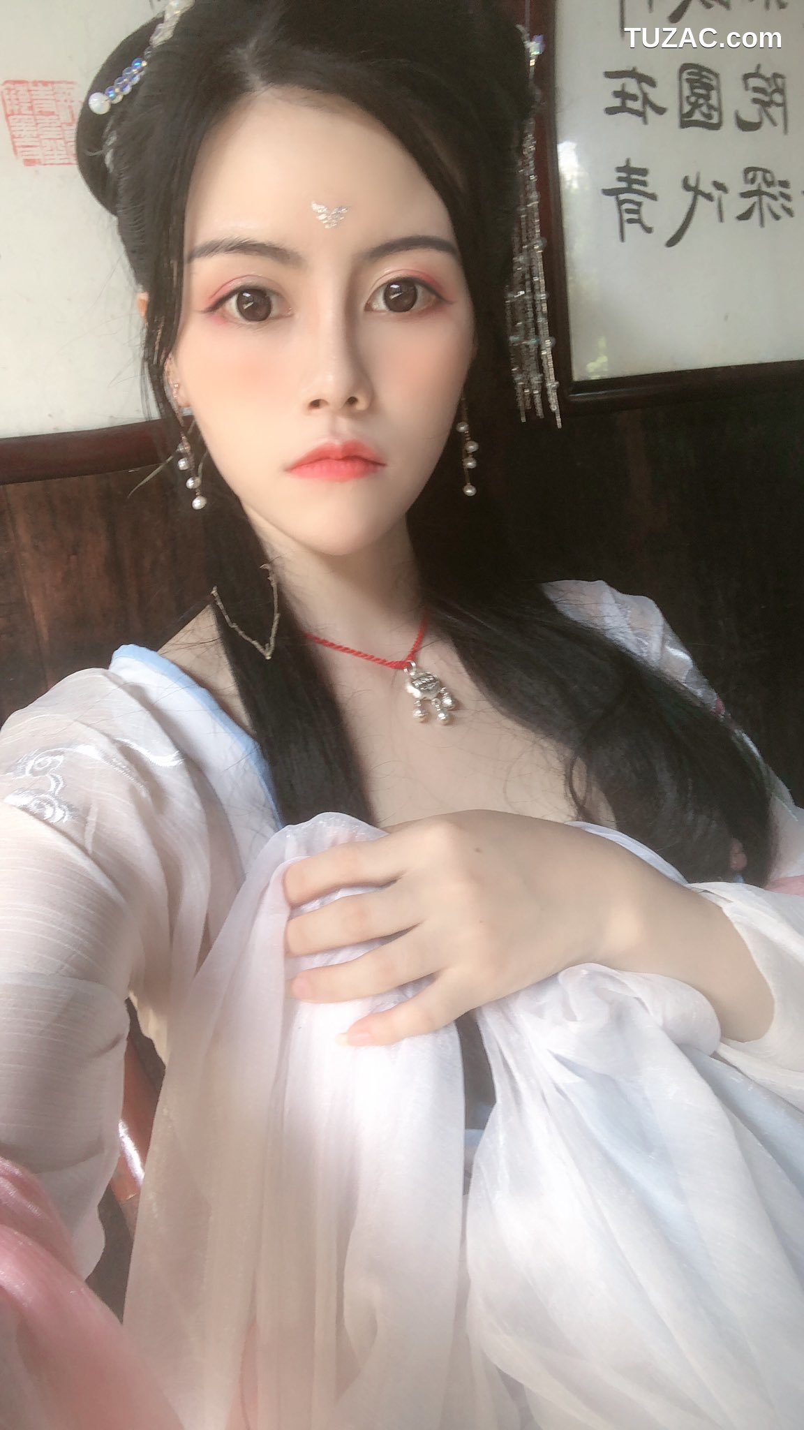 XR-Uncensored-白甜-极品模特-大尺视图合集-XiuRen秀人网-内购私拍