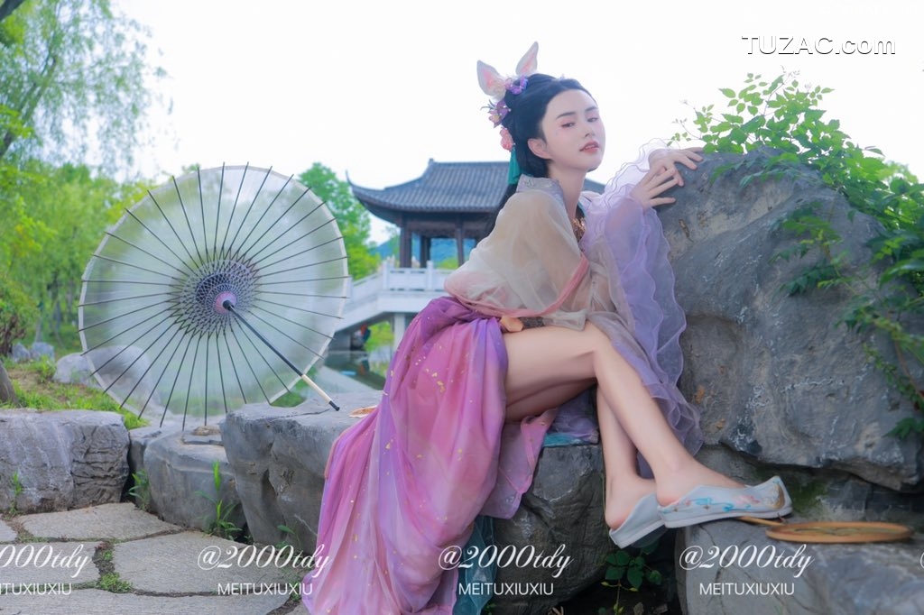 XR-Uncensored-艾希儿-秀人网骚模超美女神-XiuRen秀人网-内购私拍