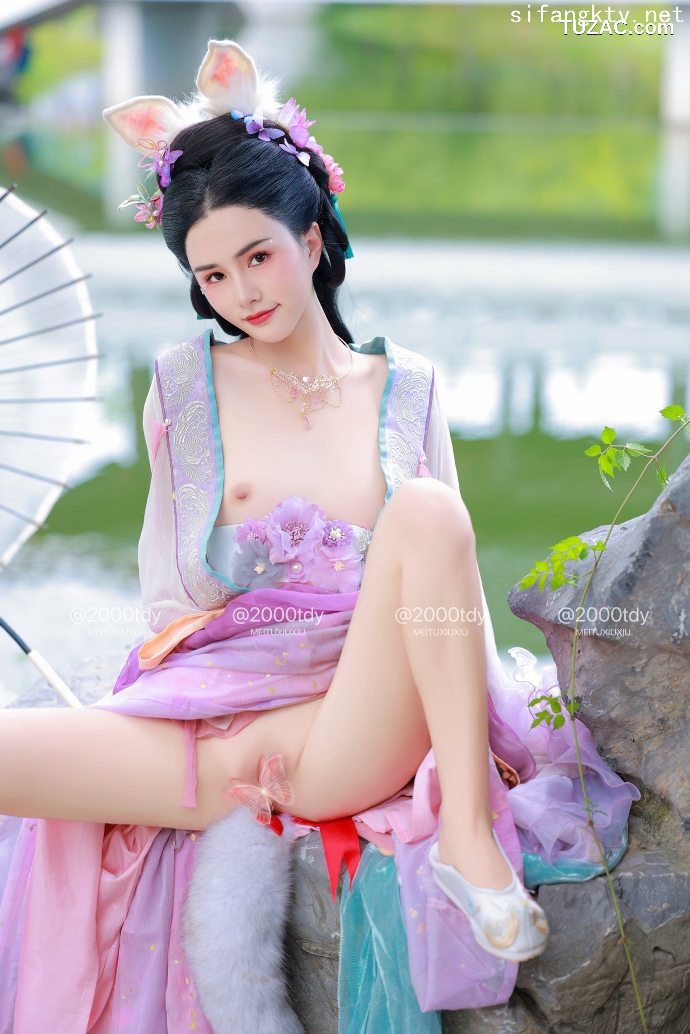 XR-Uncensored-艾希儿-秀人网骚模超美女神-XiuRen秀人网-内购私拍