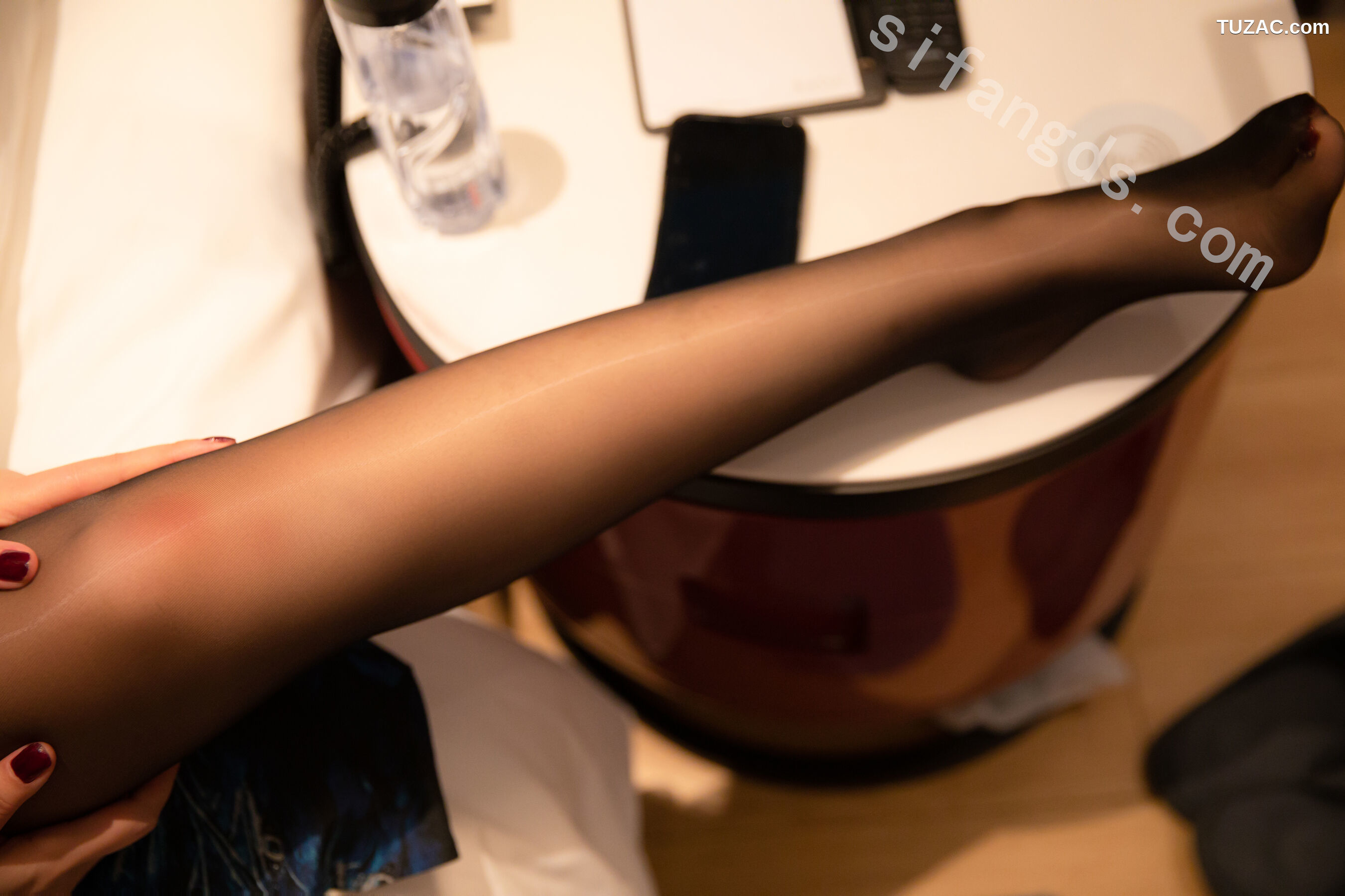 XR-Uncensored-蛋蛋宝-异域风情-R18-XiuRen秀人网-9403-内购私拍