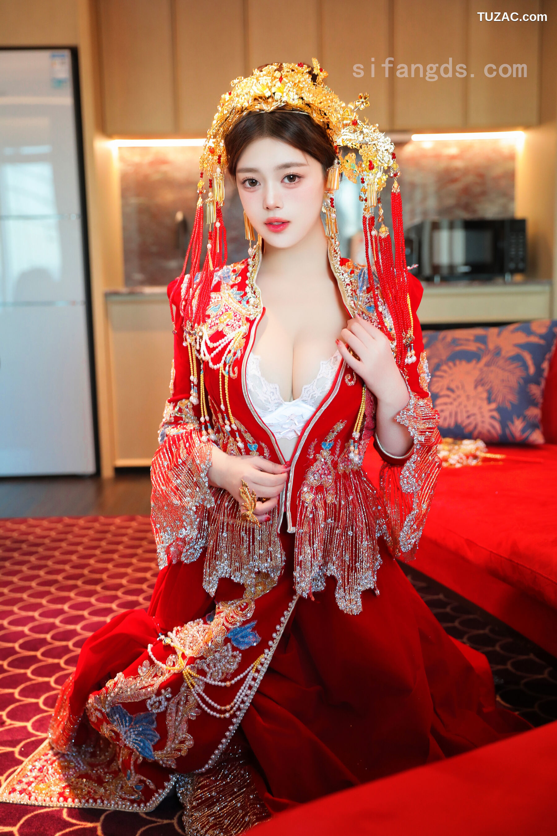 XR-Uncensored-蛋蛋宝-秀禾服-R18-XiuRen秀人网-9823-内购私拍