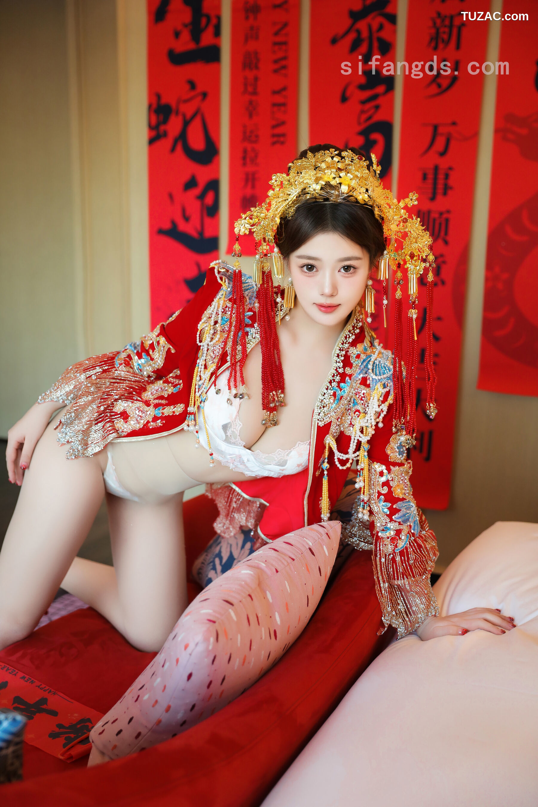 XR-Uncensored-蛋蛋宝-秀禾服-R18-XiuRen秀人网-9823-内购私拍