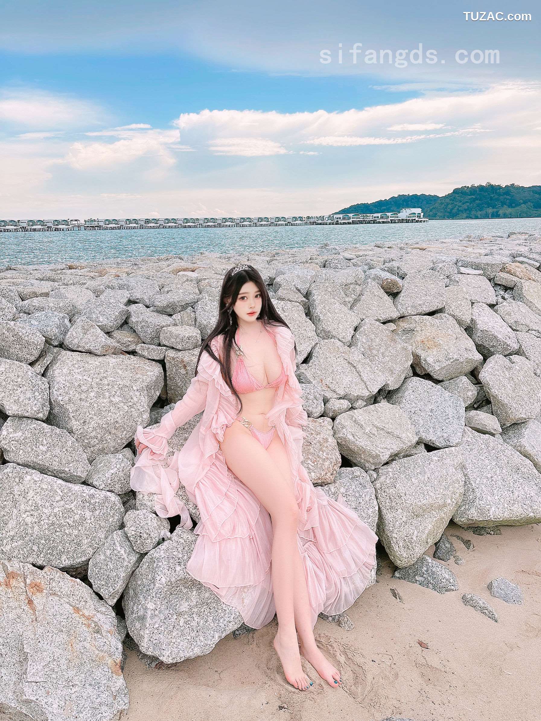 XR-Uncensored-蛋蛋宝-粉色泳装的诱惑-XiuRen秀人网-10160-内购私拍-2025.04.15
