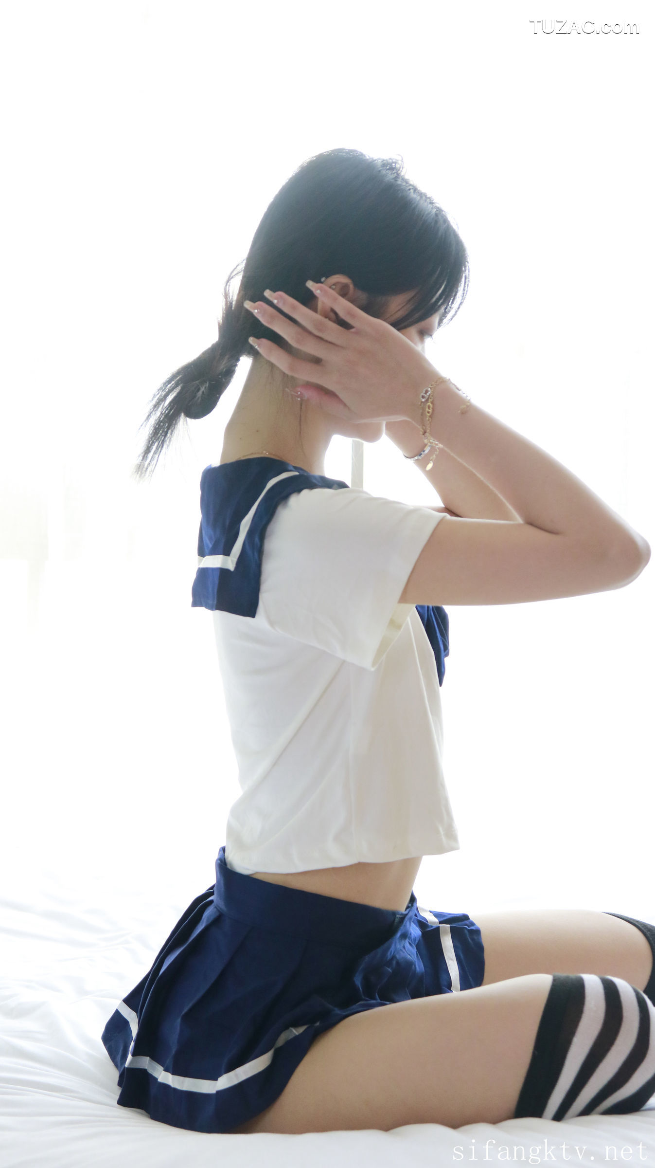 XR-Uncensored-谢小蒽-窗边的私语