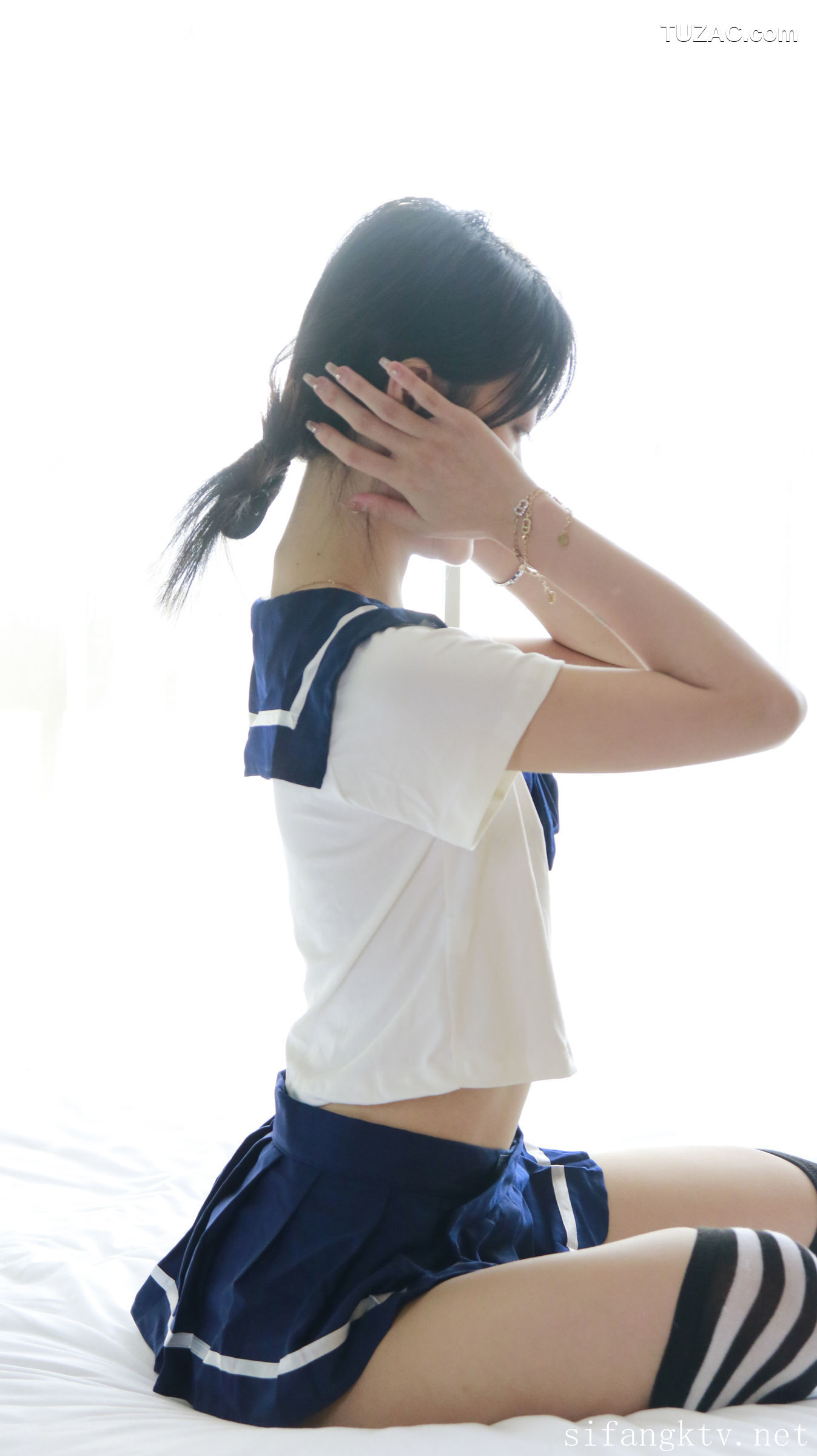 XR-Uncensored-谢小蒽-窗边的私语
