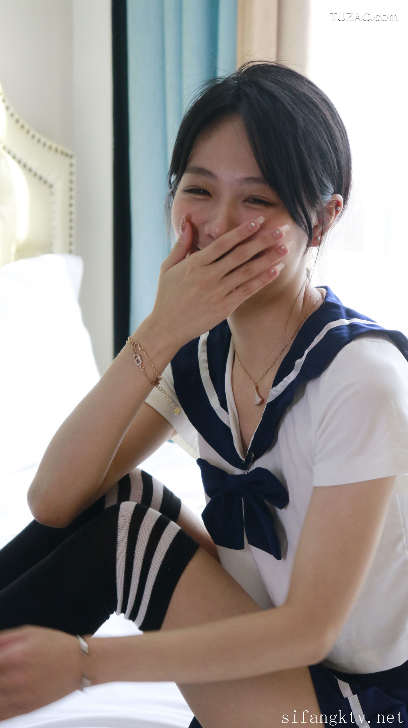 XR-Uncensored-谢小蒽-窗边的私语